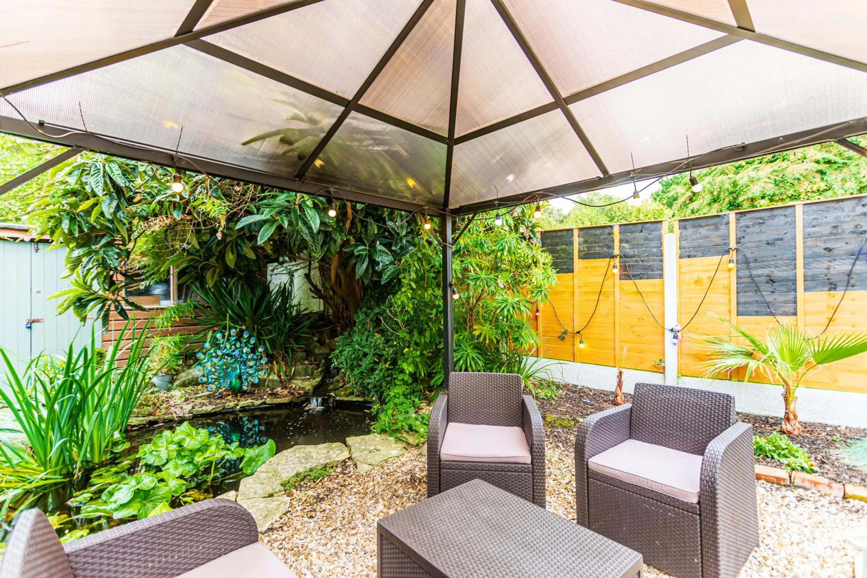 Patio in The Ravensbourne Hotel