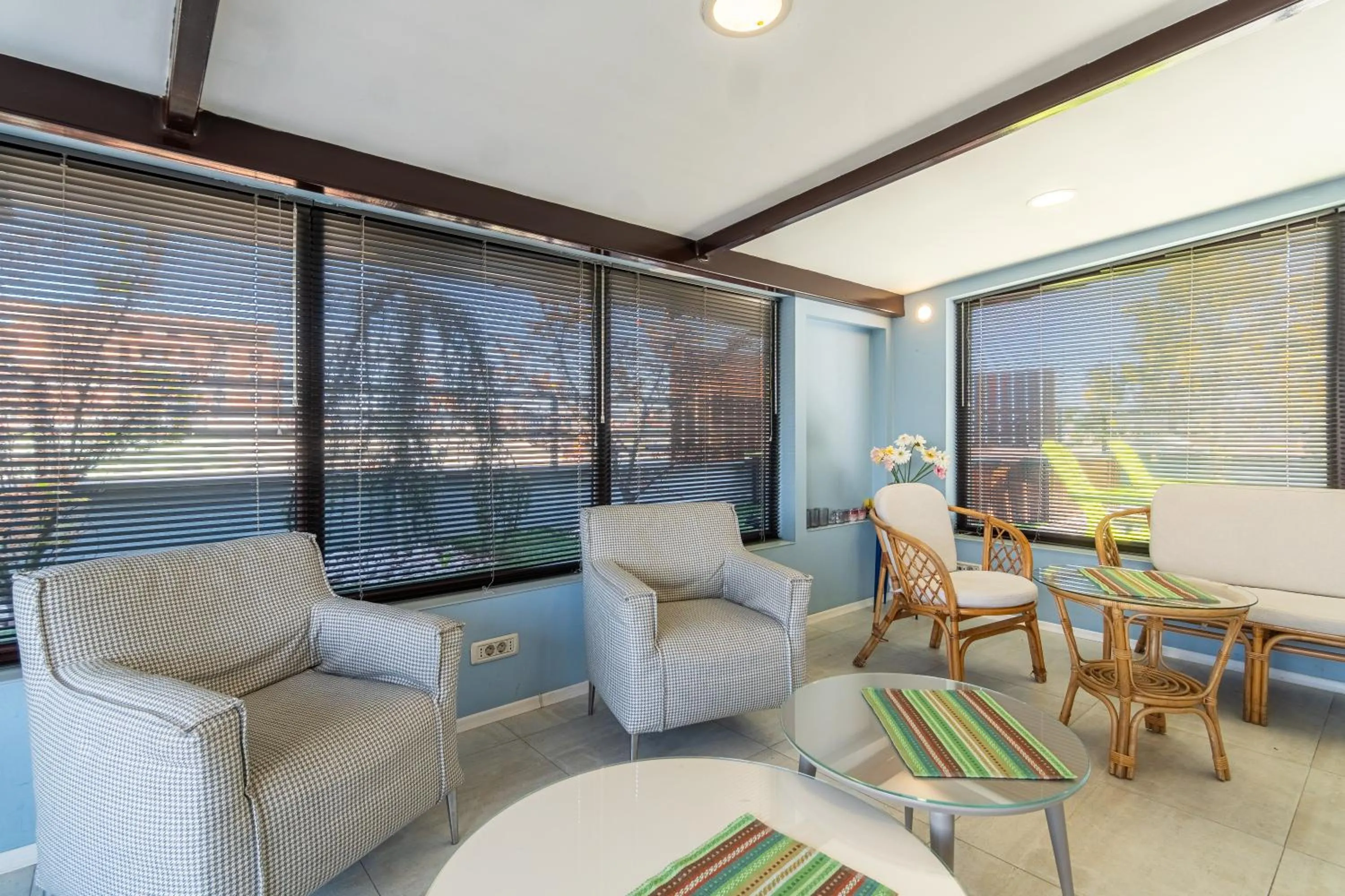 Living room in Joan Apartments & Spa