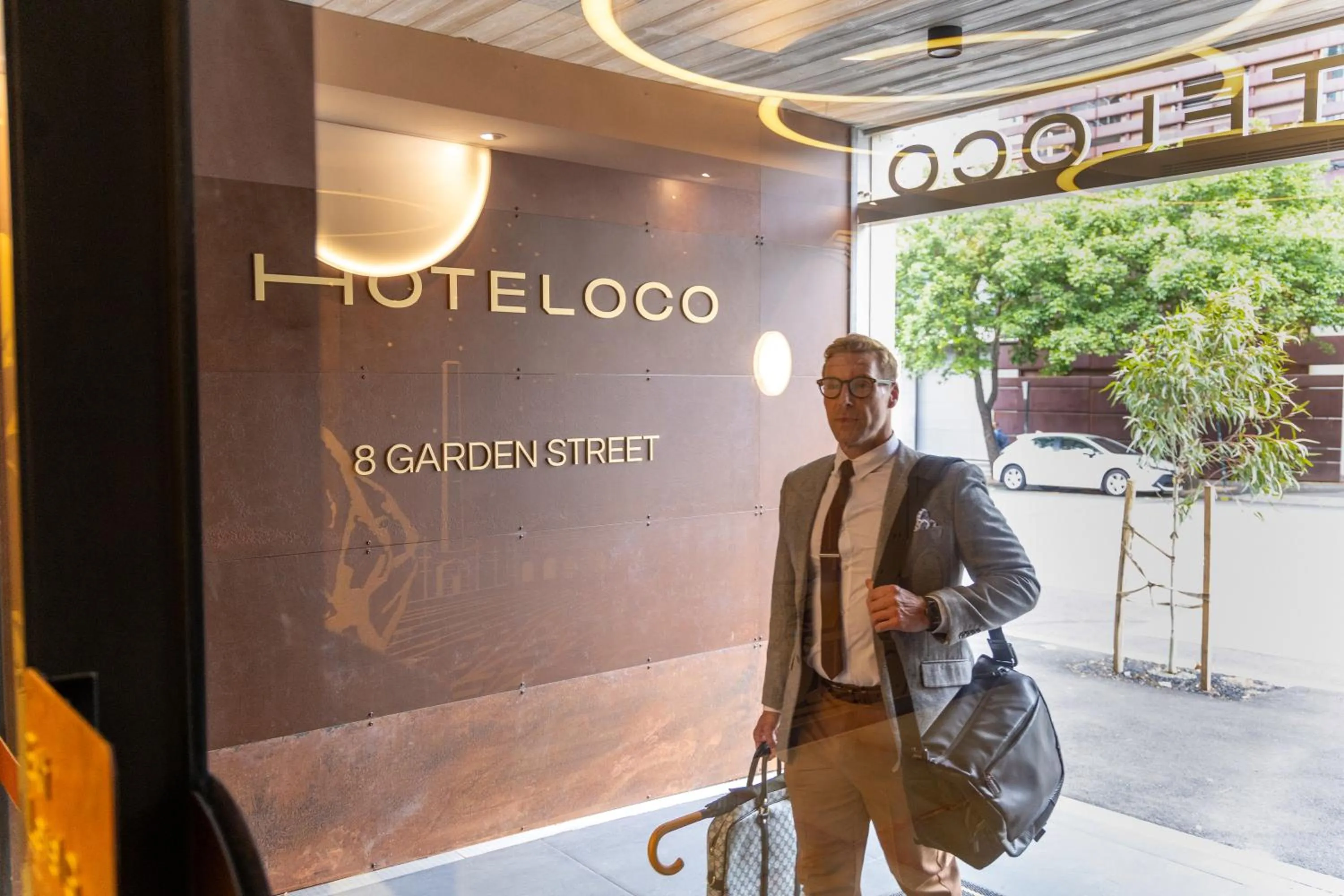 Property building in Hoteloco