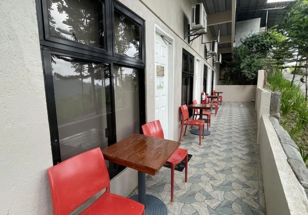 Seating area in Serenity Farm and Resort by Hiverooms