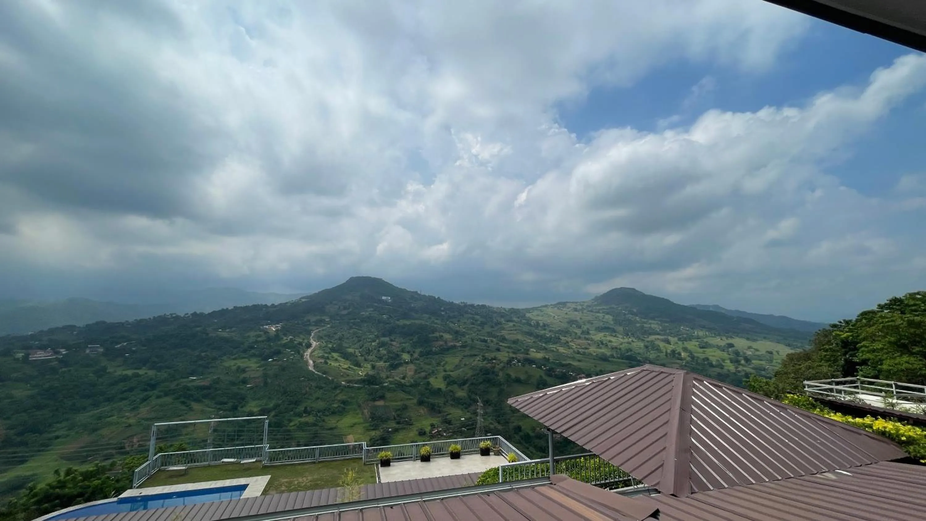 Day in Serenity Farm and Resort by Hiverooms