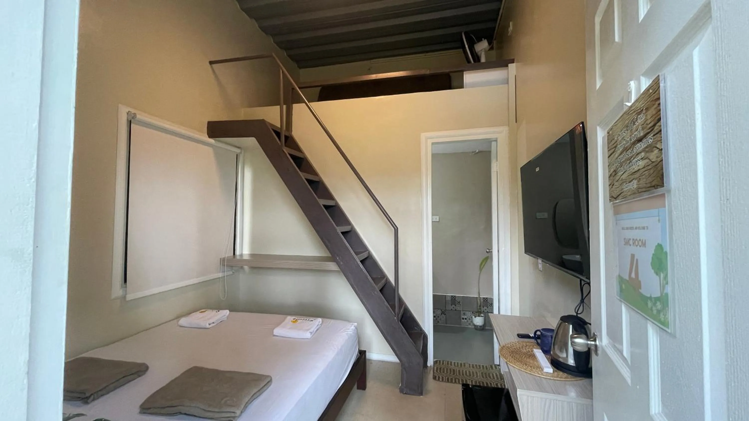 Bedroom, Bed in Serenity Farm and Resort by Hiverooms