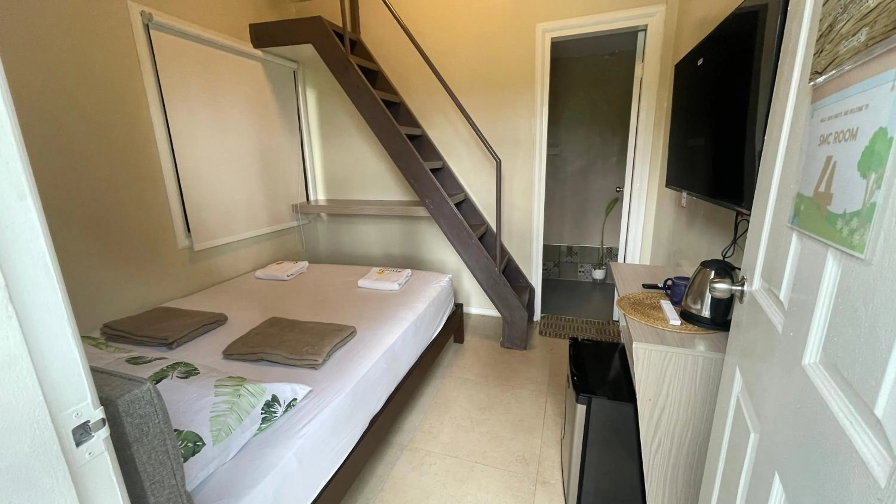 Bedroom, Bed in Serenity Farm and Resort by Hiverooms