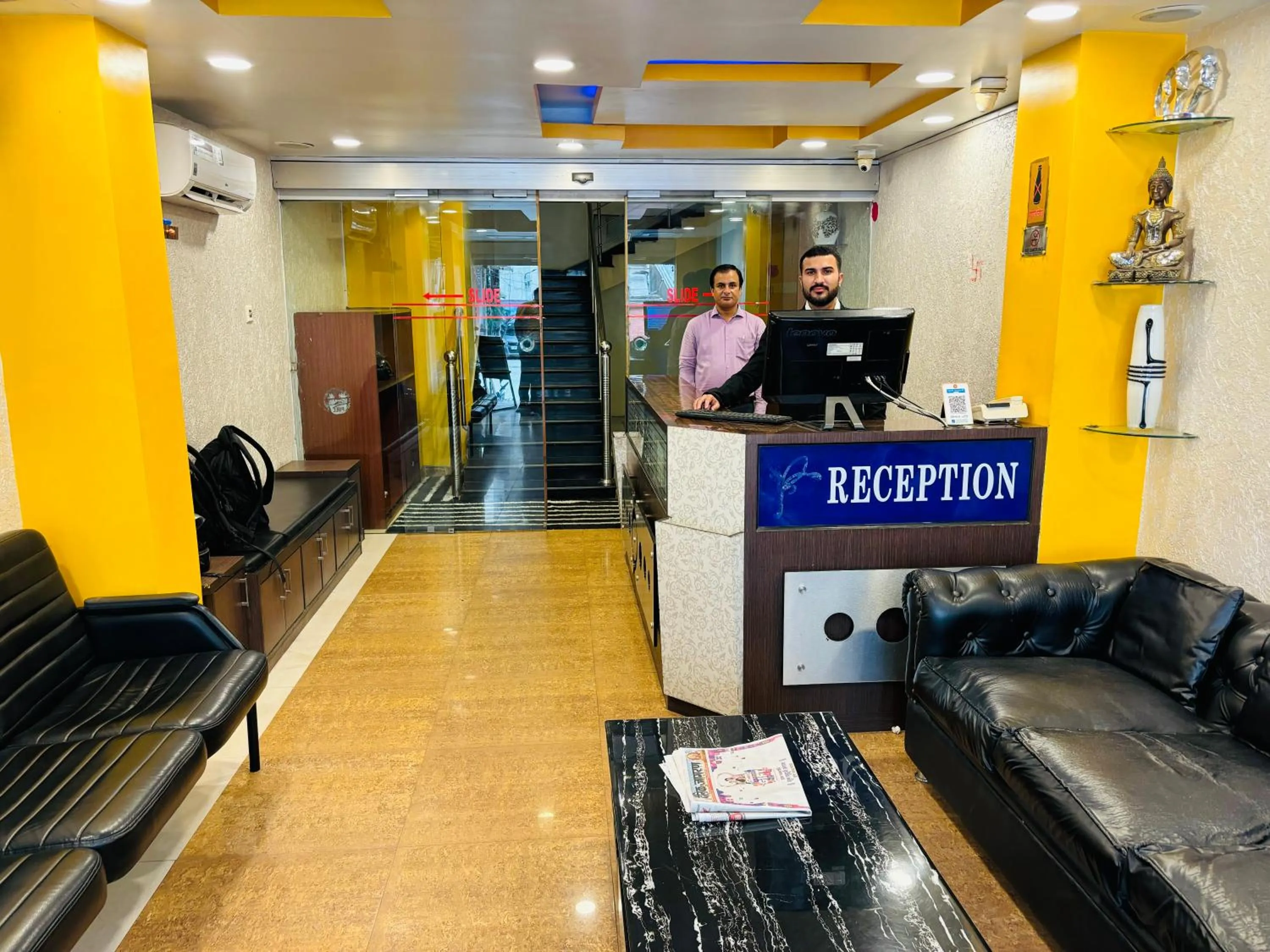 Lobby or reception in Hotel Chariot Inn Patna