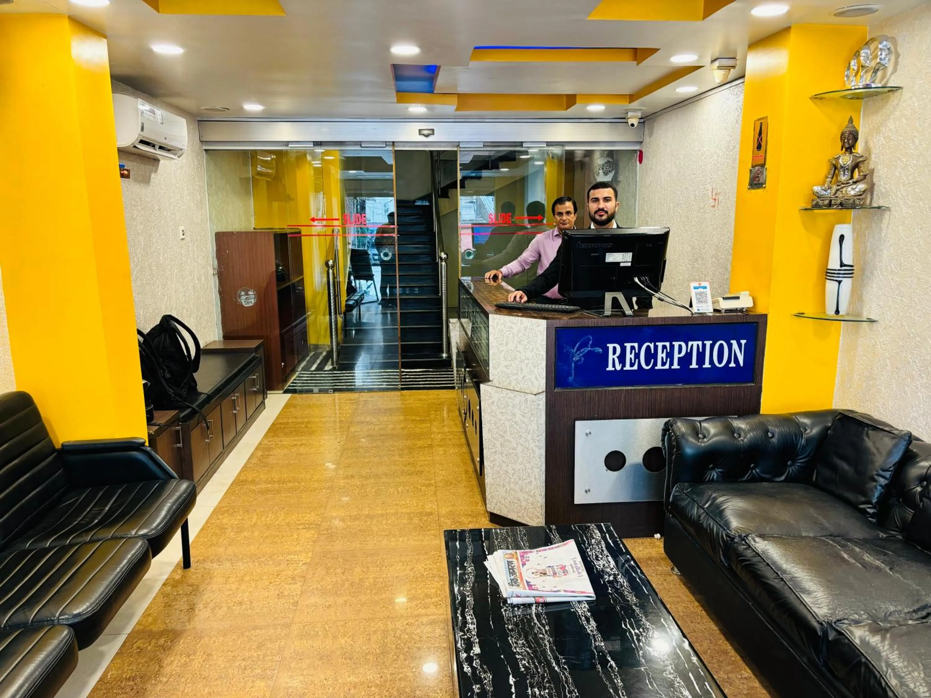 Lobby or reception in Hotel Chariot Inn Patna
