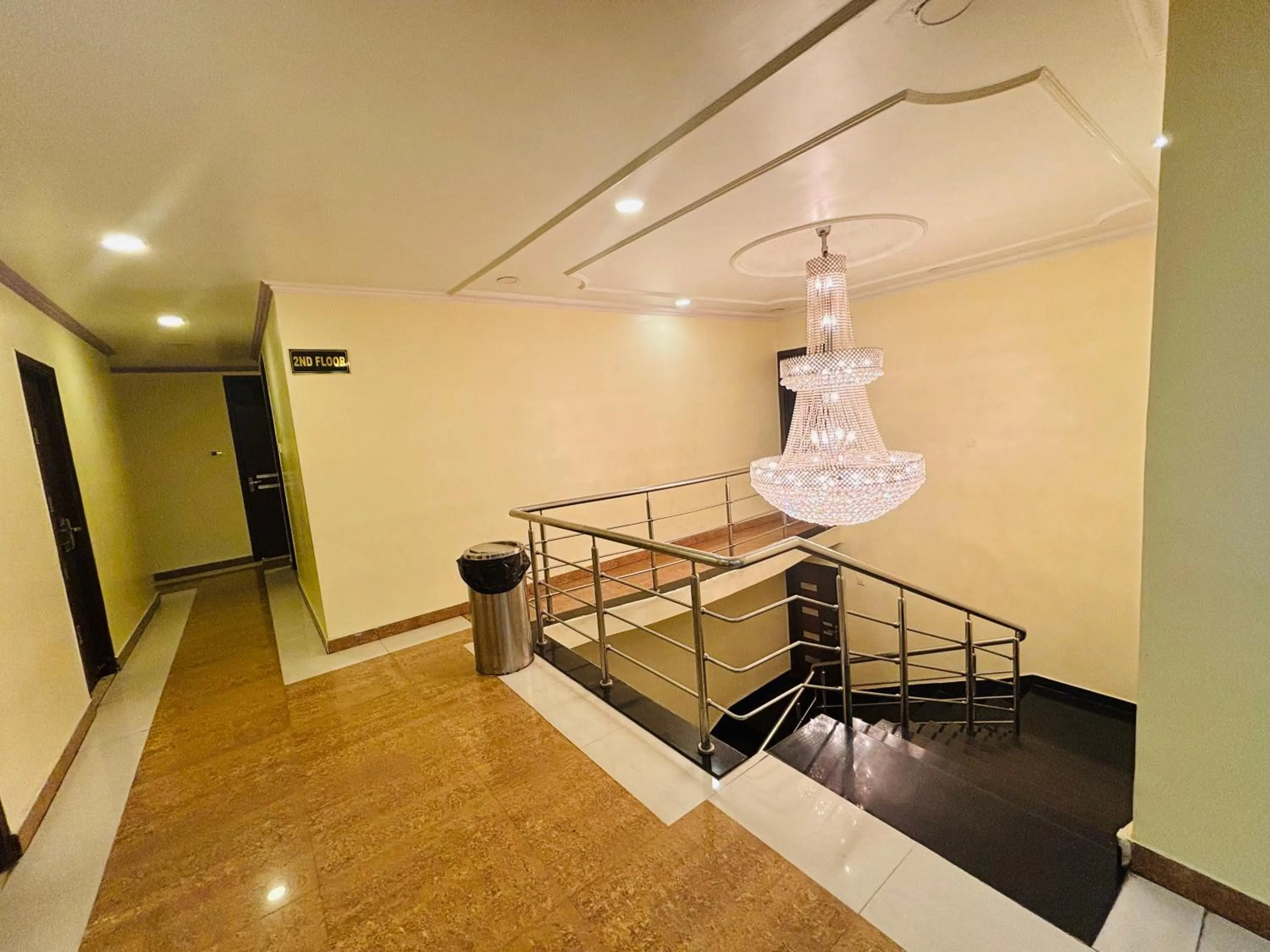 Property building in Hotel Chariot Inn Patna