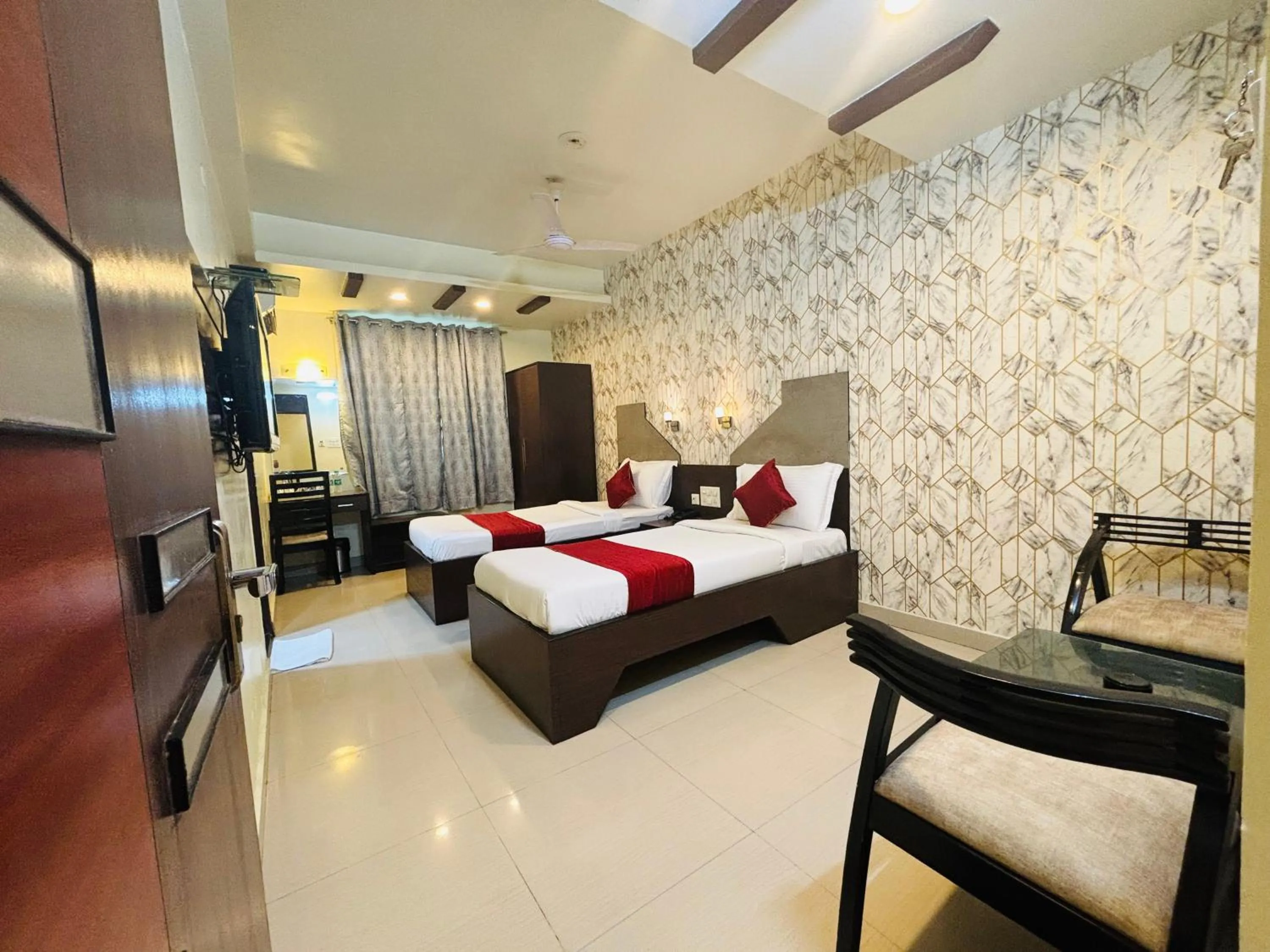 Bedroom, Bed in Hotel Chariot Inn Patna