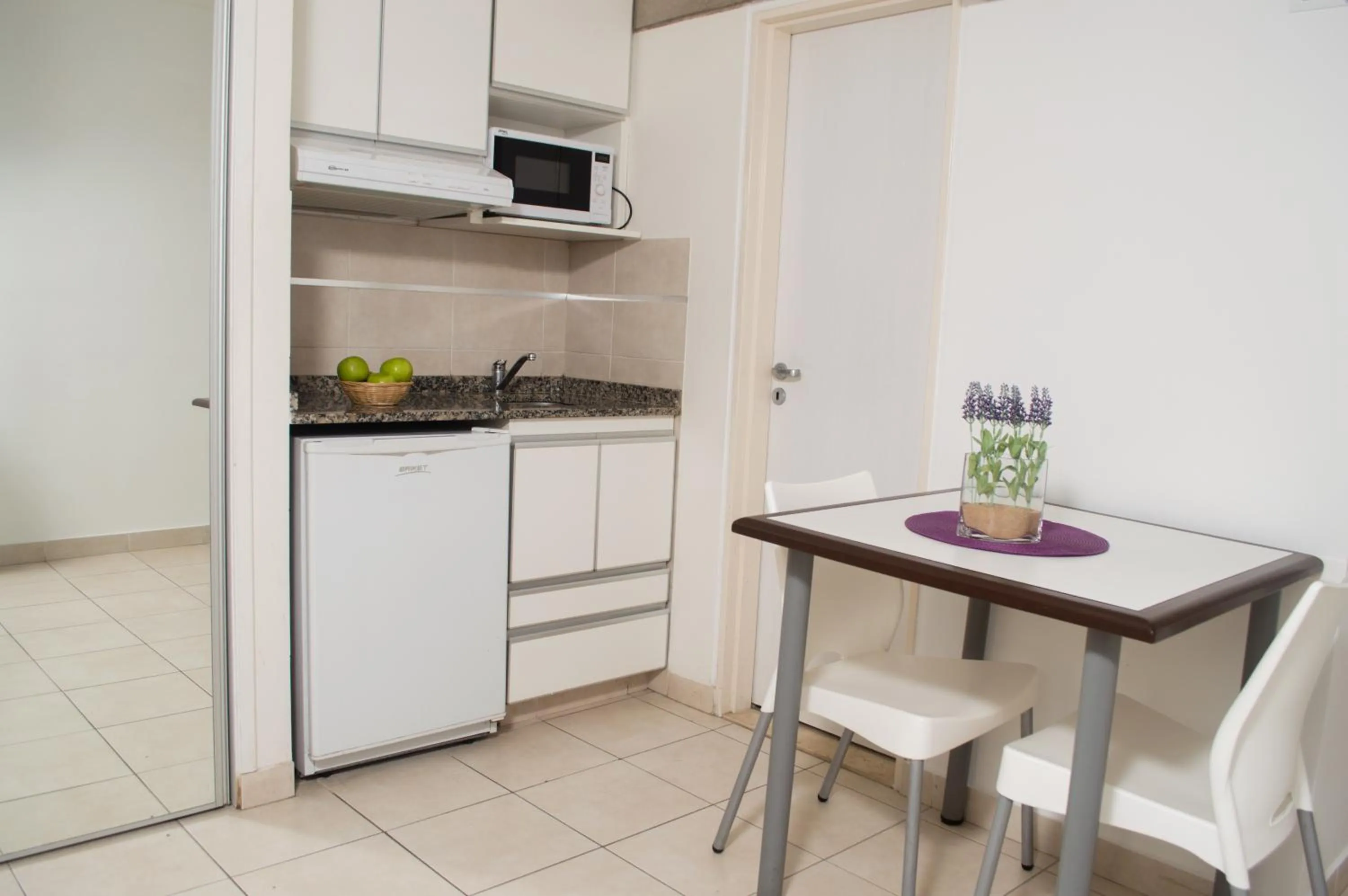 Kitchen or kitchenette in Torre Potosi Departamentos