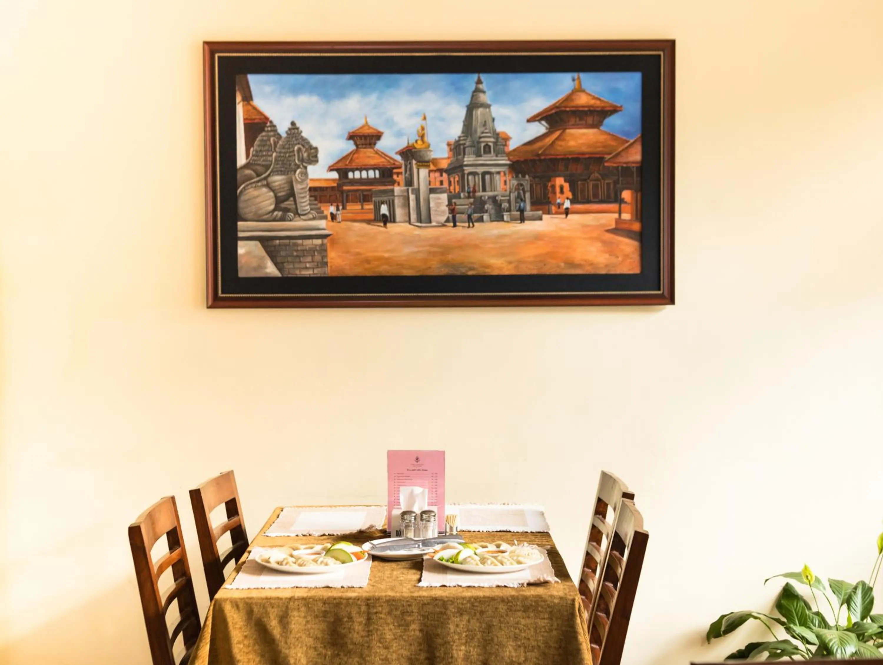 Restaurant/places to eat in Norbulinka Boutique Hotel