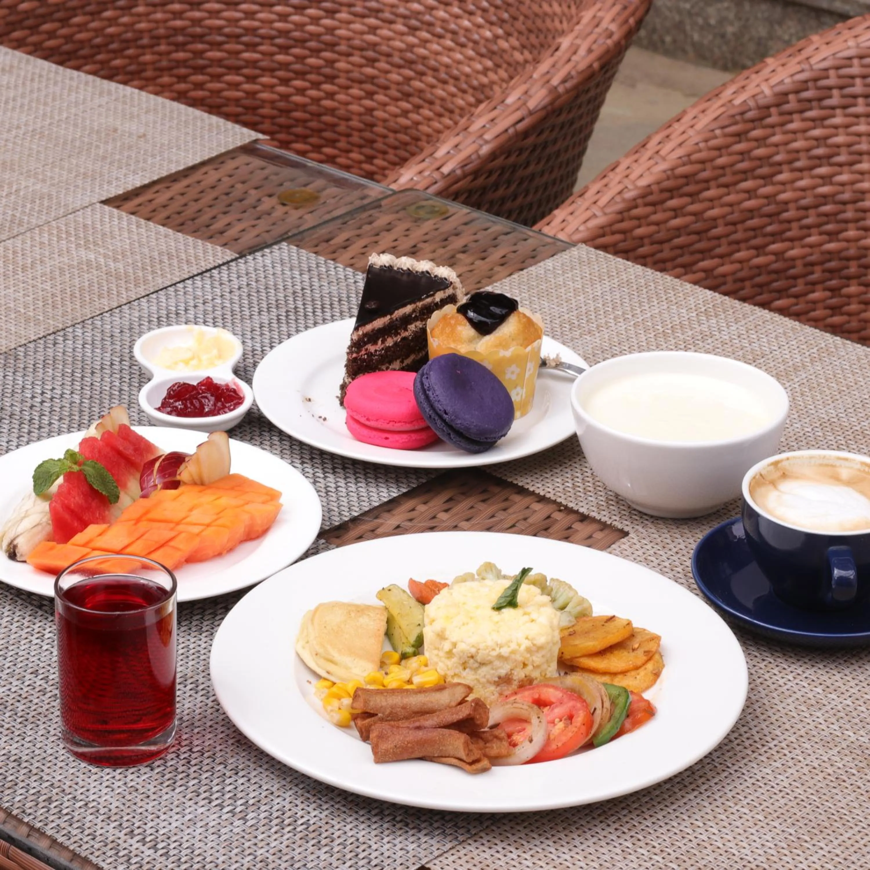 Breakfast in Norbulinka Boutique Hotel