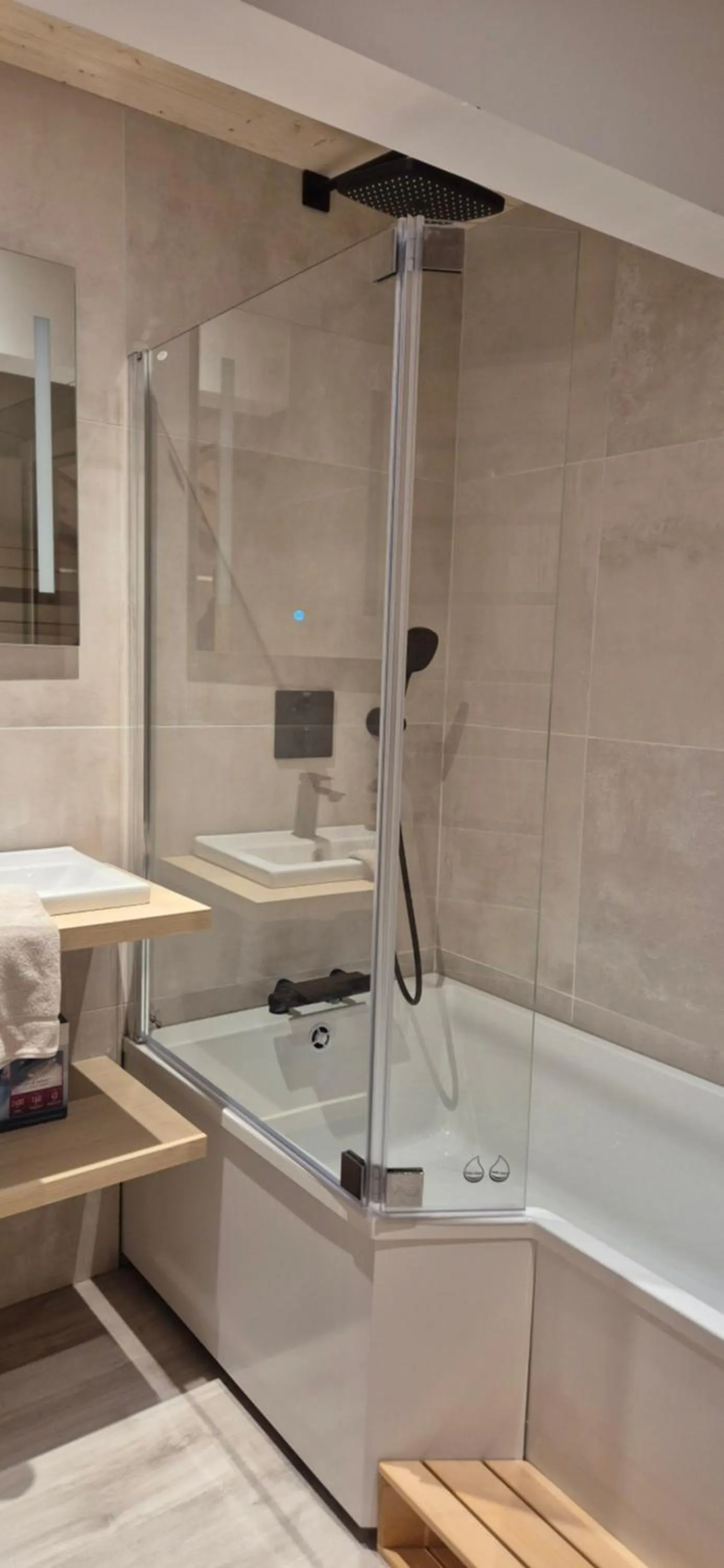 Bathroom in L'Or du Lac