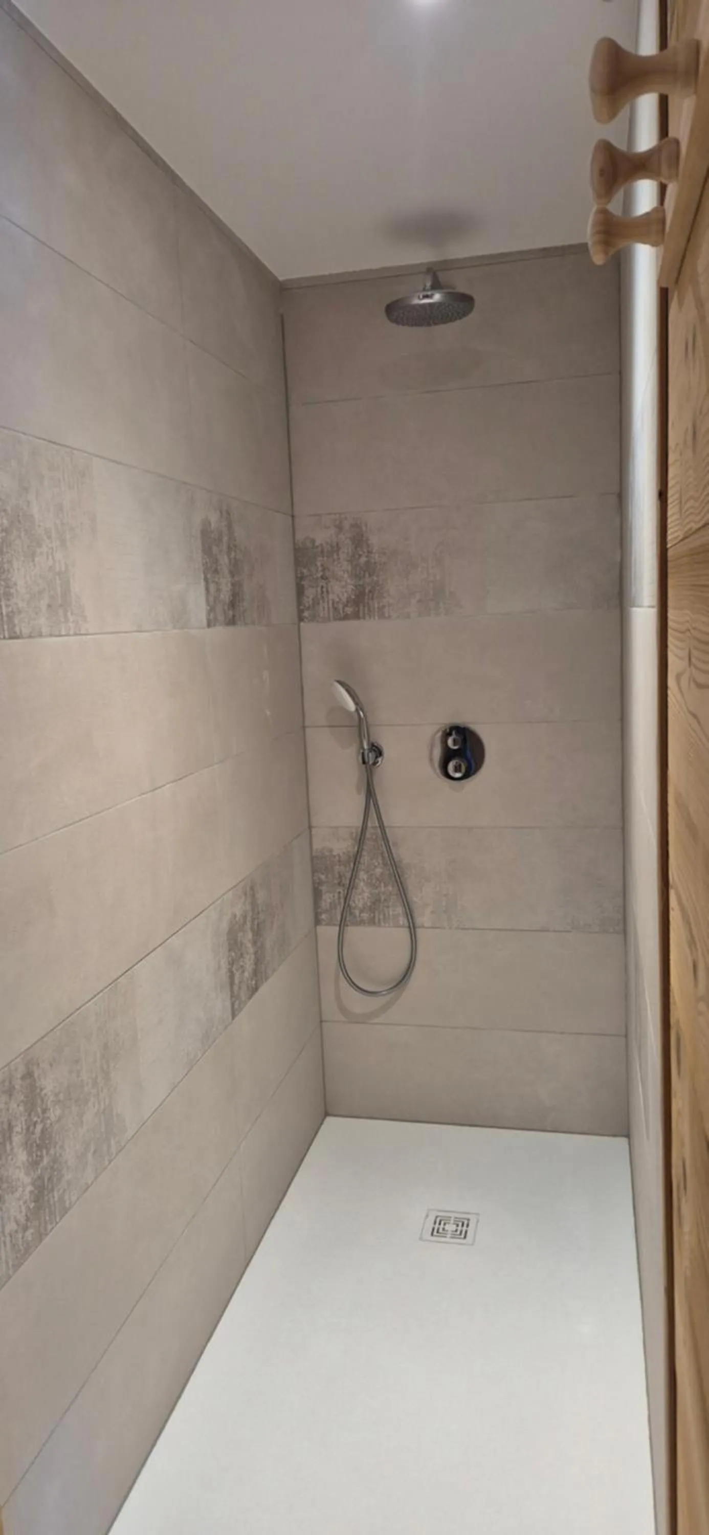 Shower in L'Or du Lac