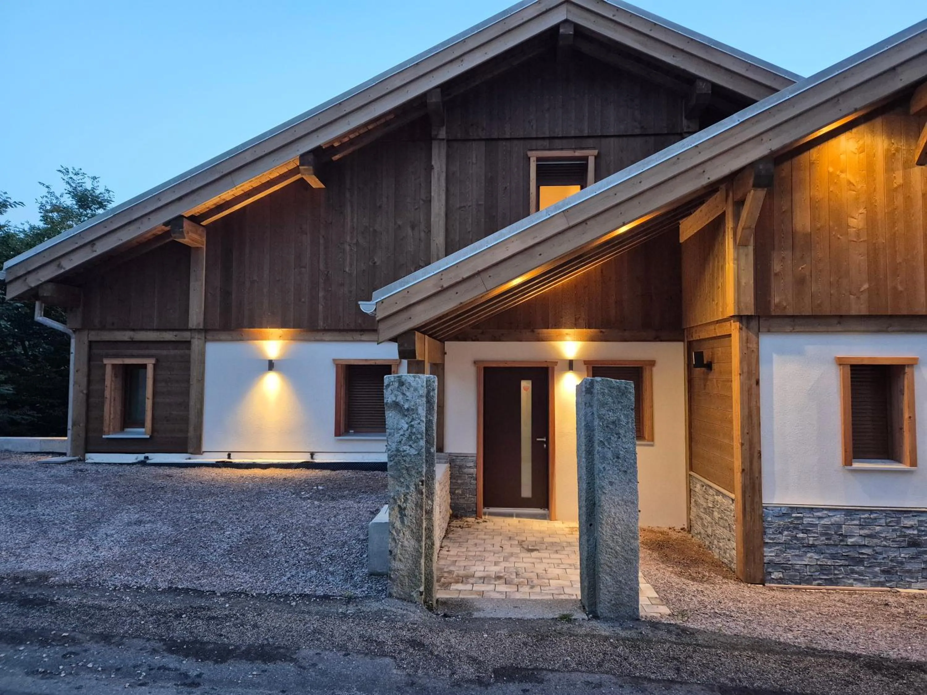 Property building in L'Or du Lac