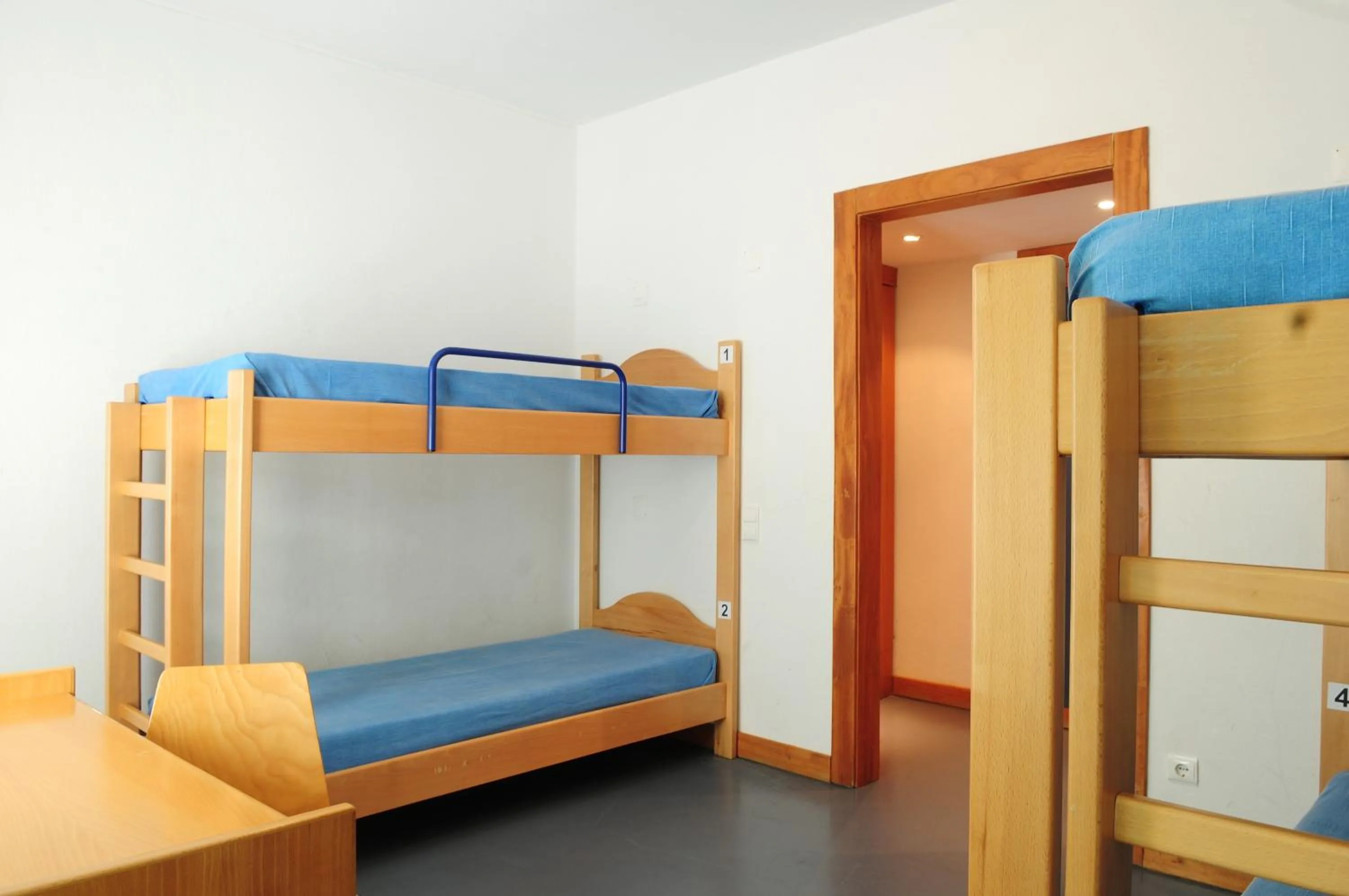 bunk bed in HI Abrantes – Pousada de Juventude