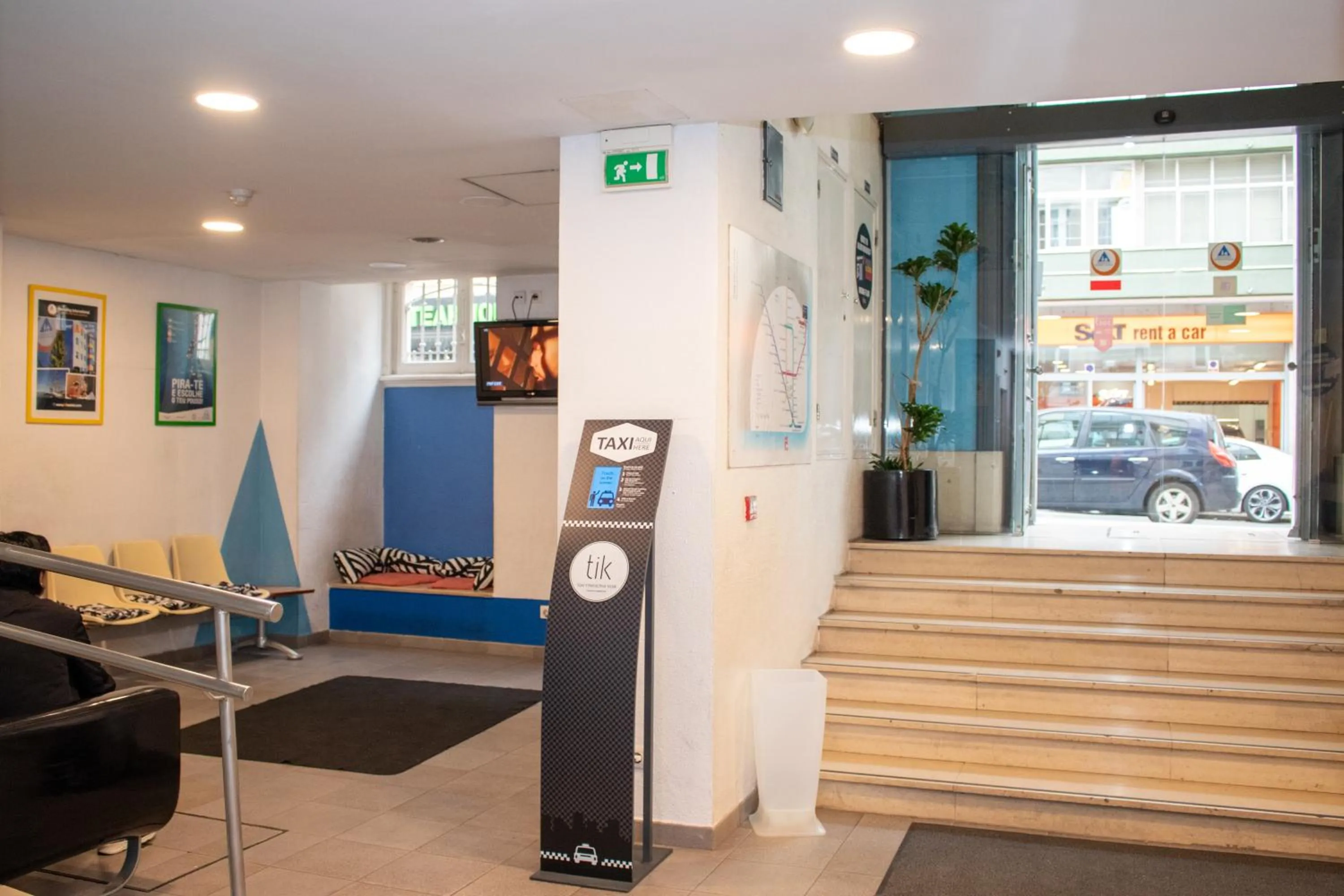 Communal lounge/ TV room in HI Lisboa - Pousada de Juventude