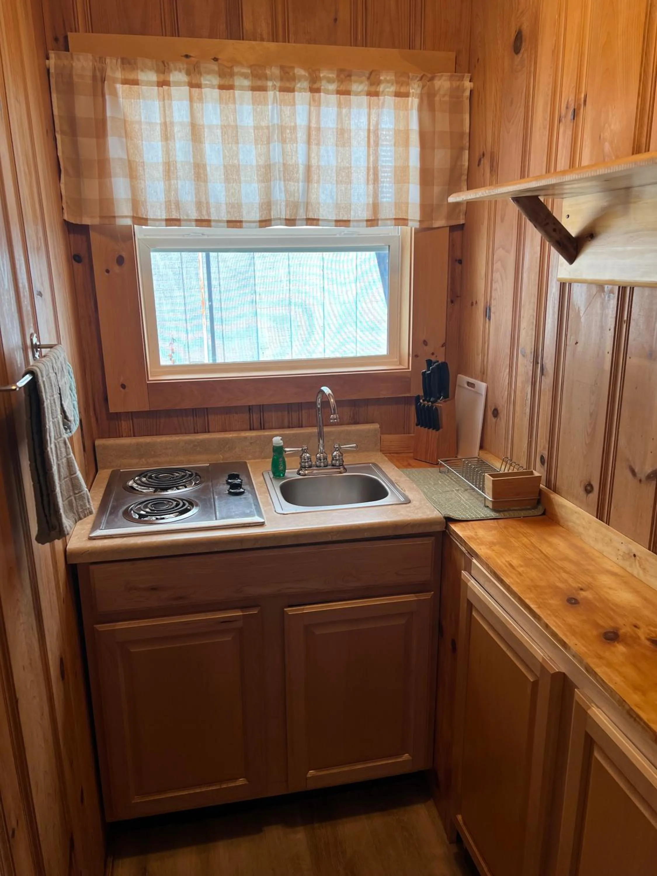 Kitchen or kitchenette in Blue Lagoon Resort
