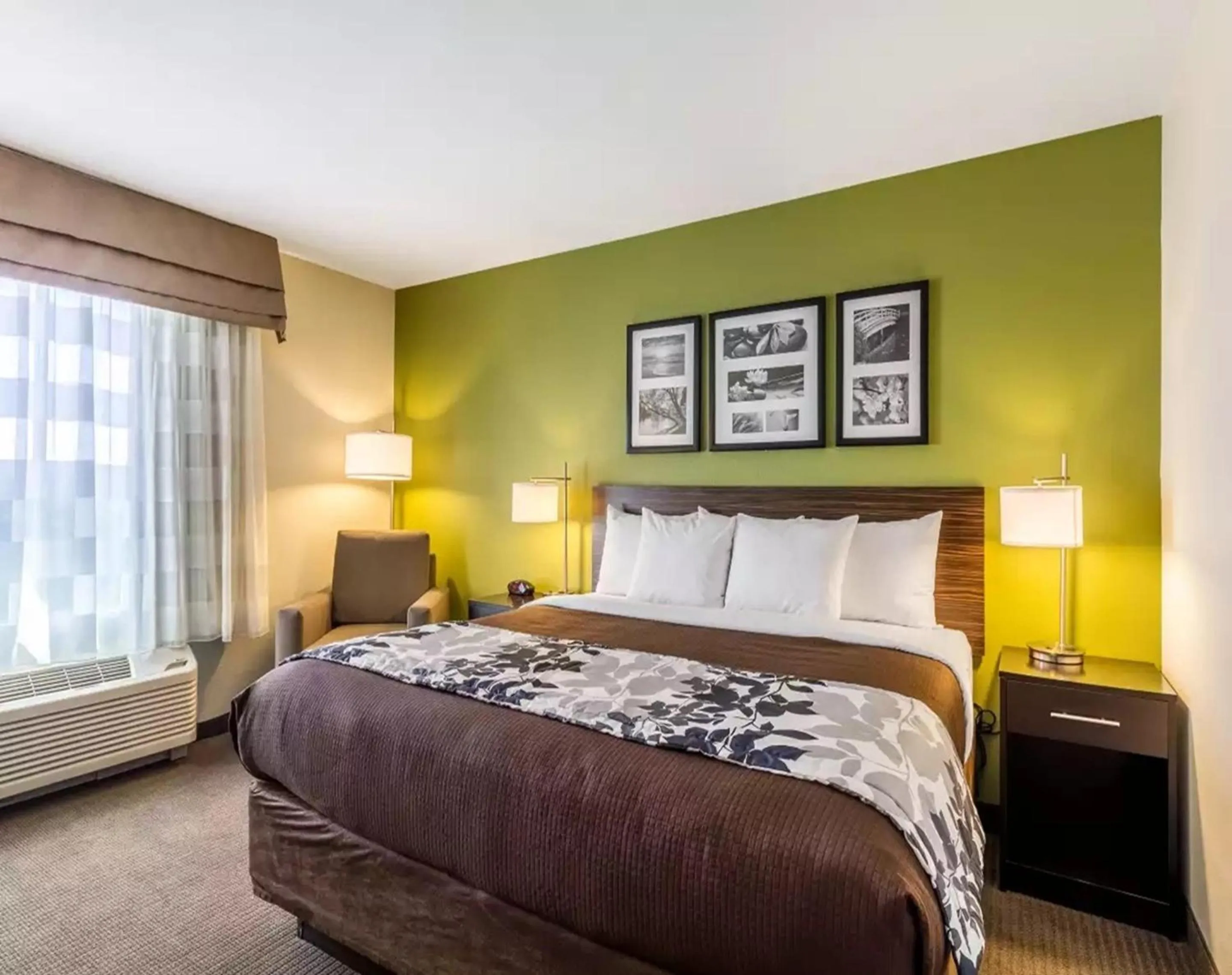 Bed in Sleep Inn & Suites