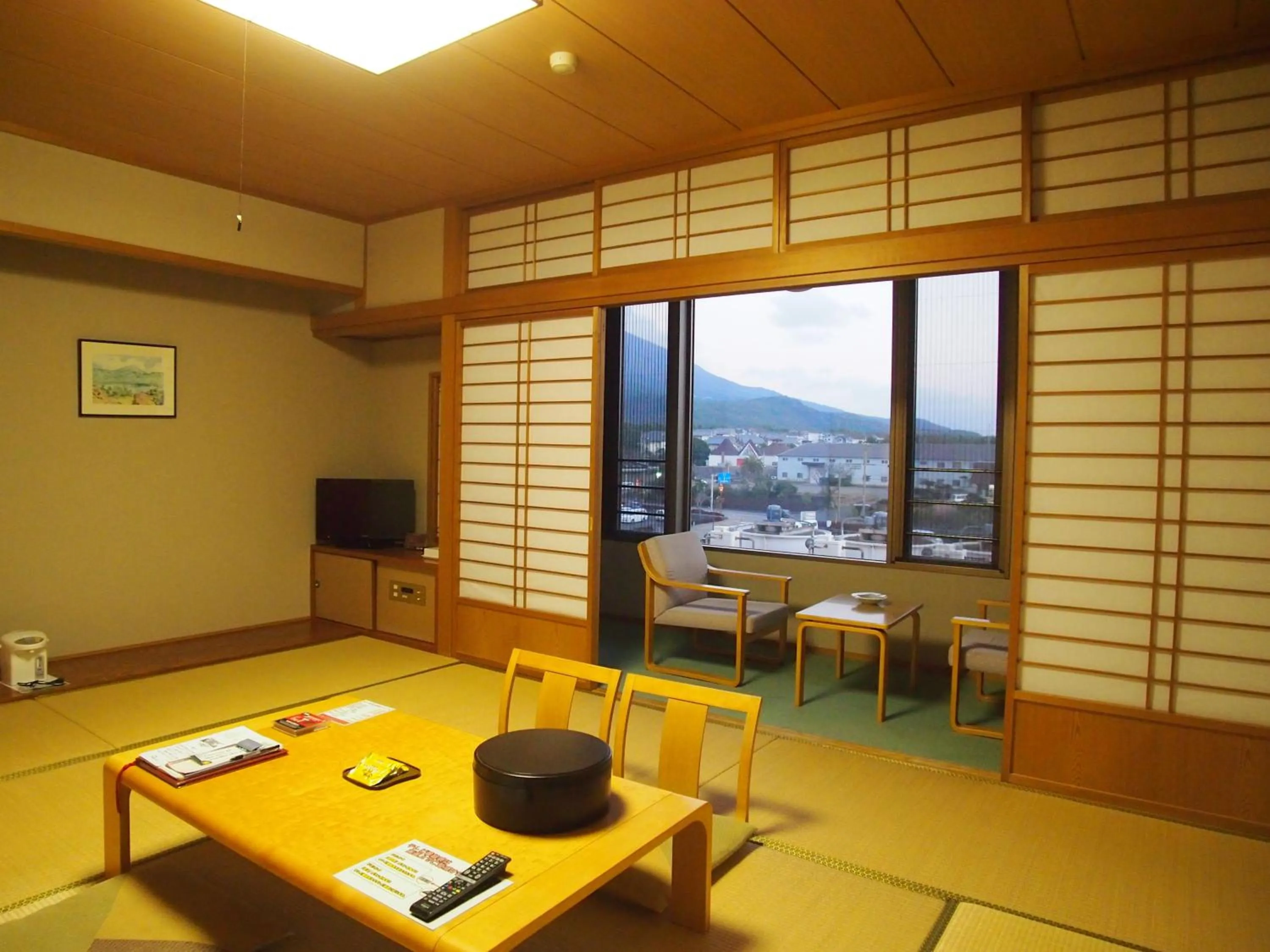 Photo of the whole room in Rainbow Sakurajima