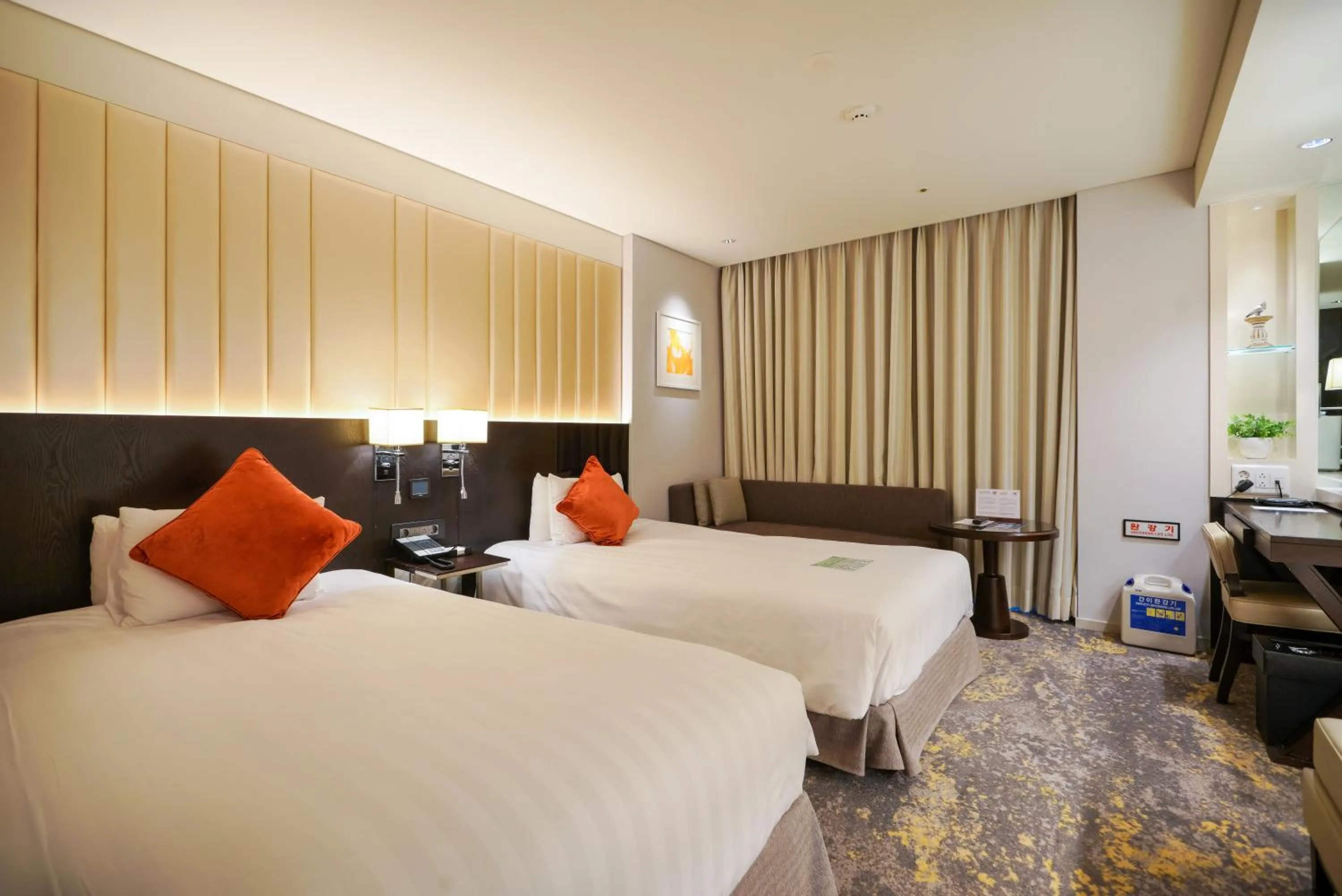 Bed in Solaria Nishitetsu Hotel Seoul Myeongdong - Renovated in 2025