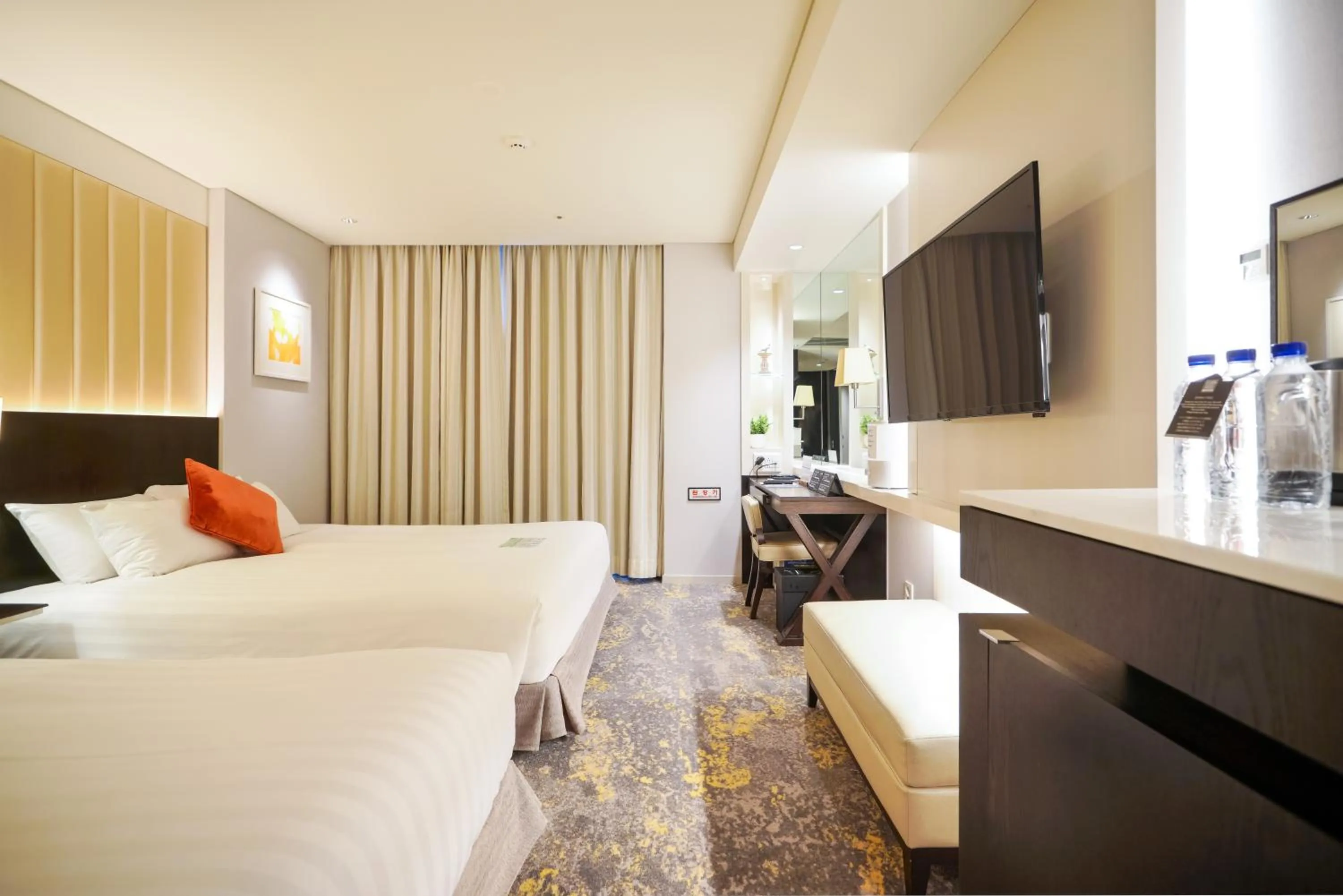 Bed in Solaria Nishitetsu Hotel Seoul Myeongdong - Renovated in 2025