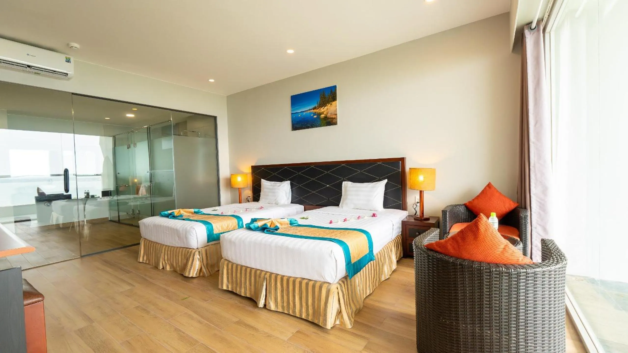 Bedroom, Bed in Sandunes Beach Resort & Spa