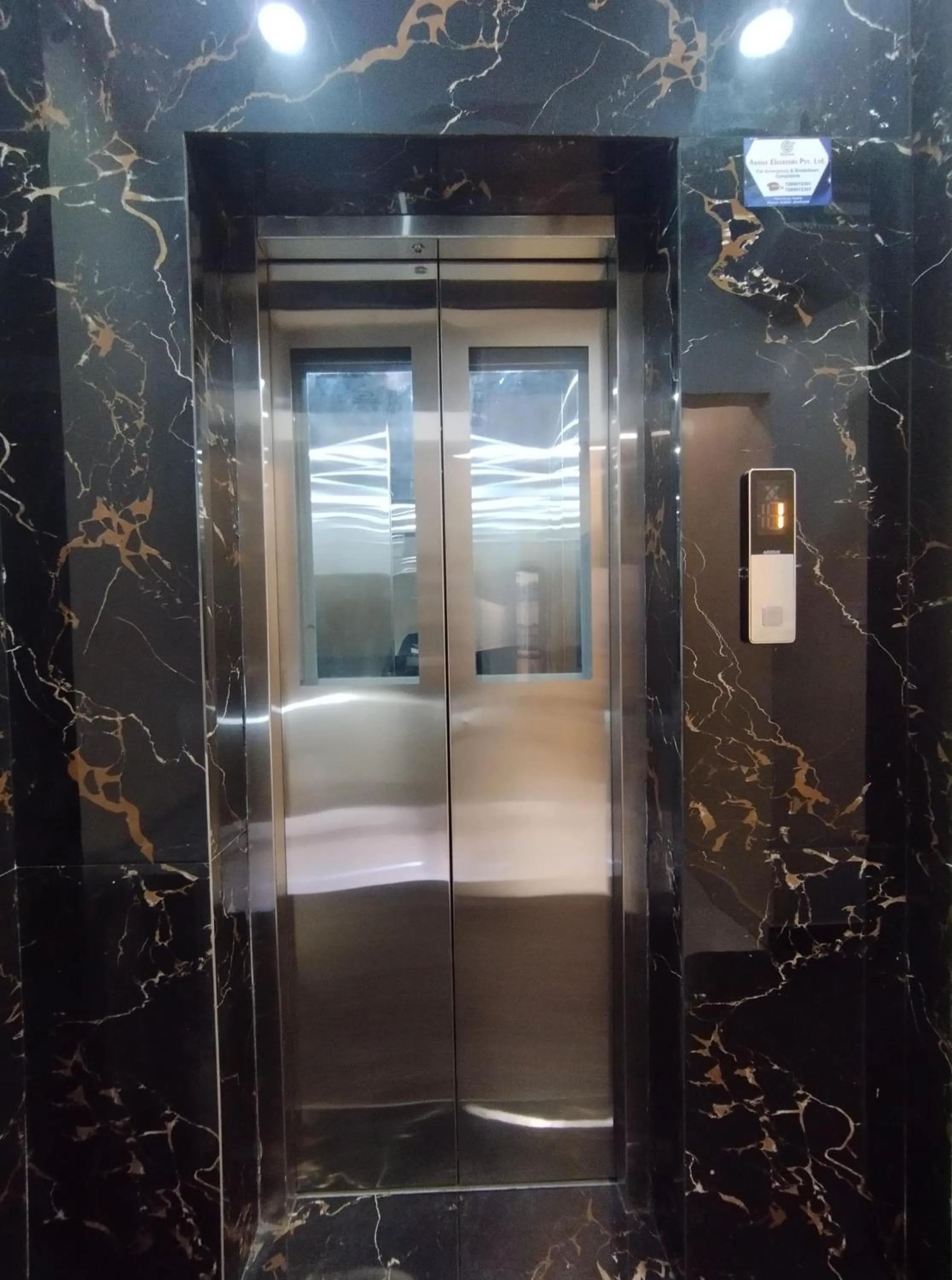 elevator in Hotel Royal Radiant