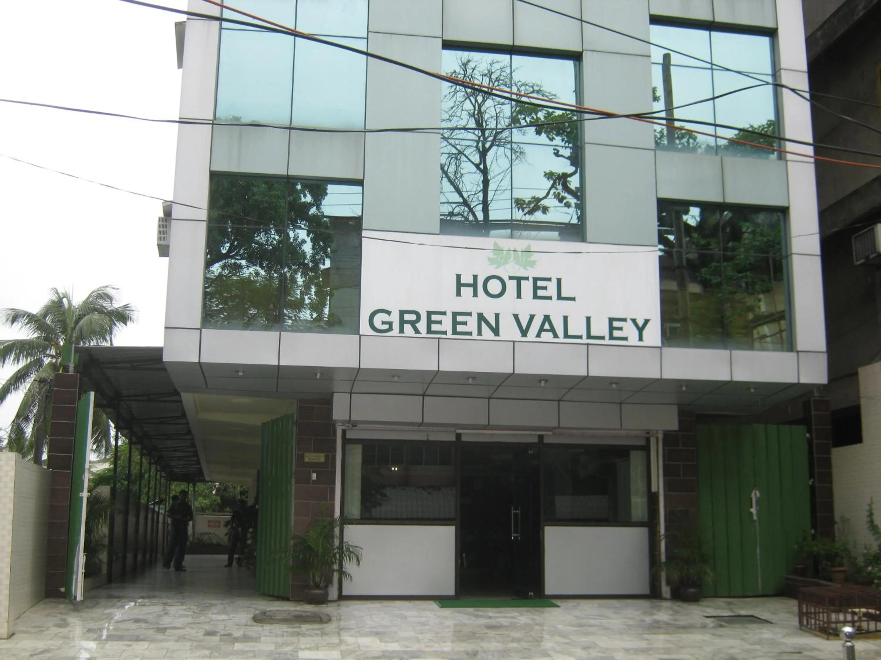 Facade/entrance in Hotel Green Valley