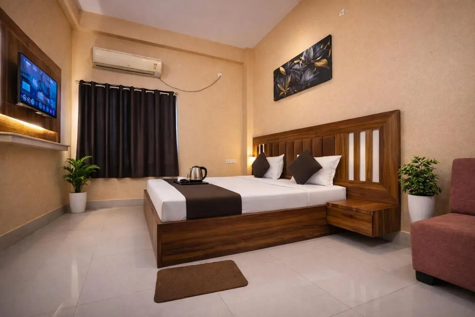 Family Room with Private Bathroom in Roomssolution ! Best Hotel In Patna Family Room with Private Bathroom in Roomssolution ! Best Hotel In Patna