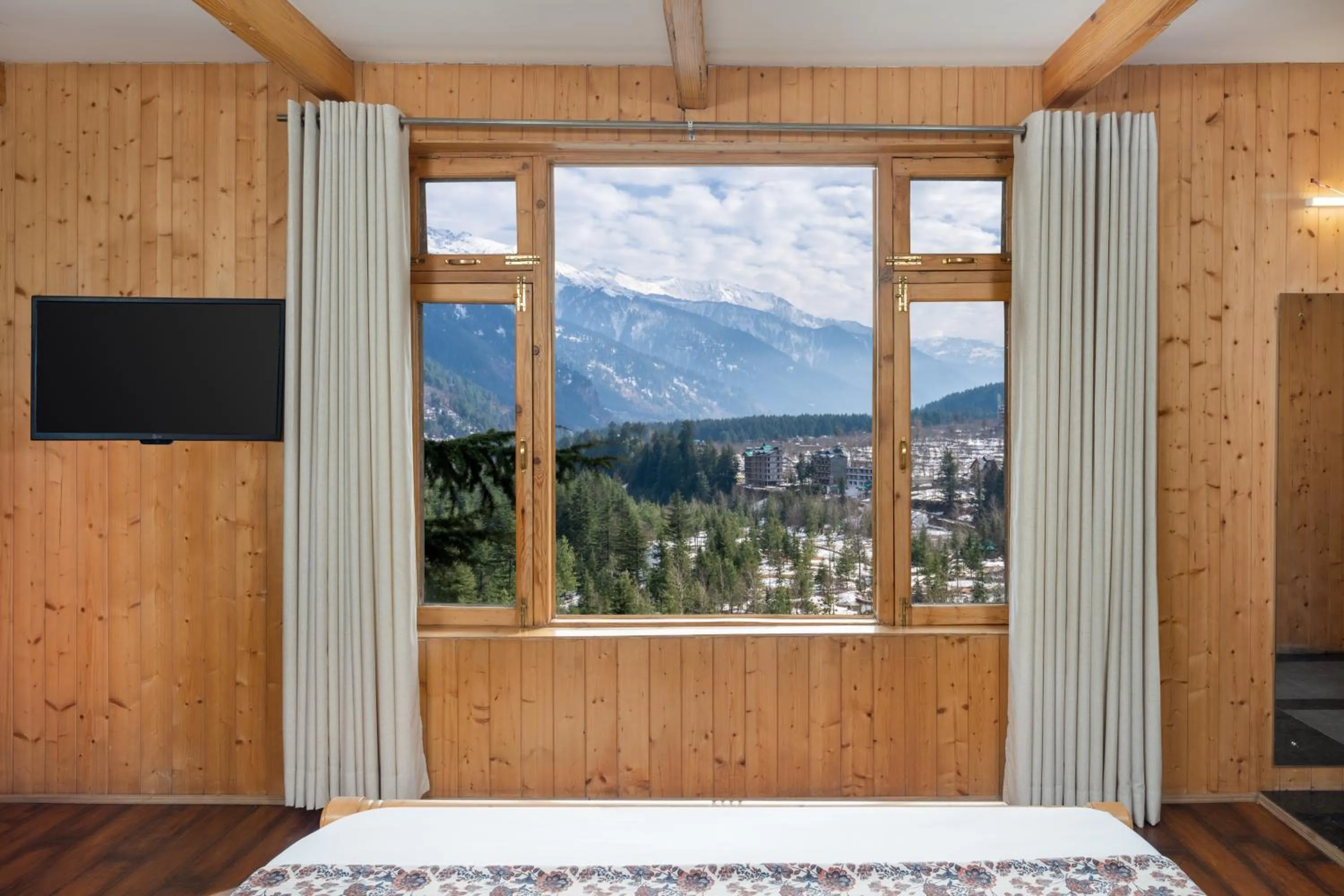 The Pine Chalet Manali