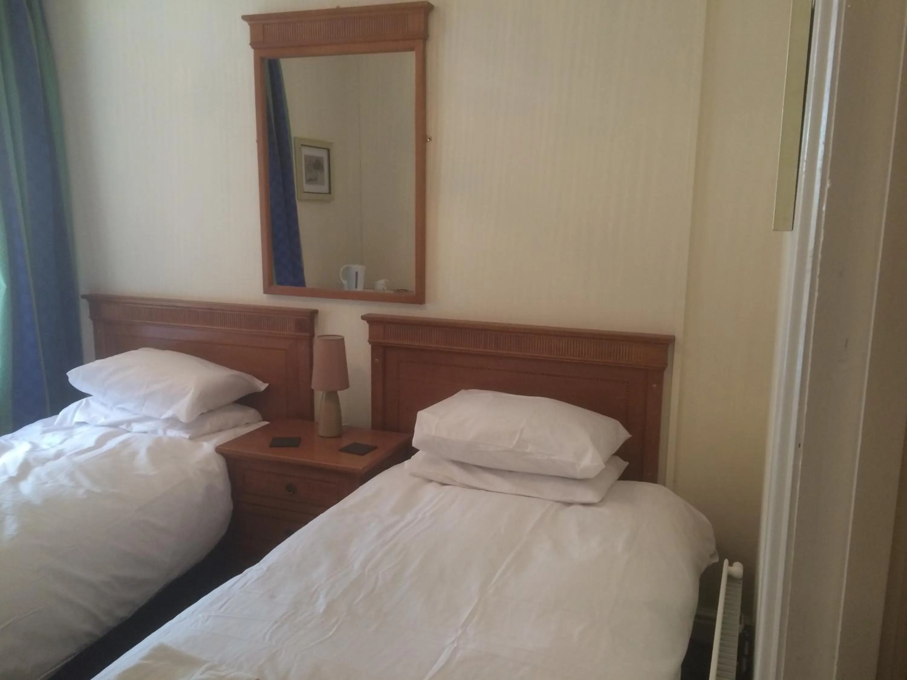 Bed in The Grafton Rooms