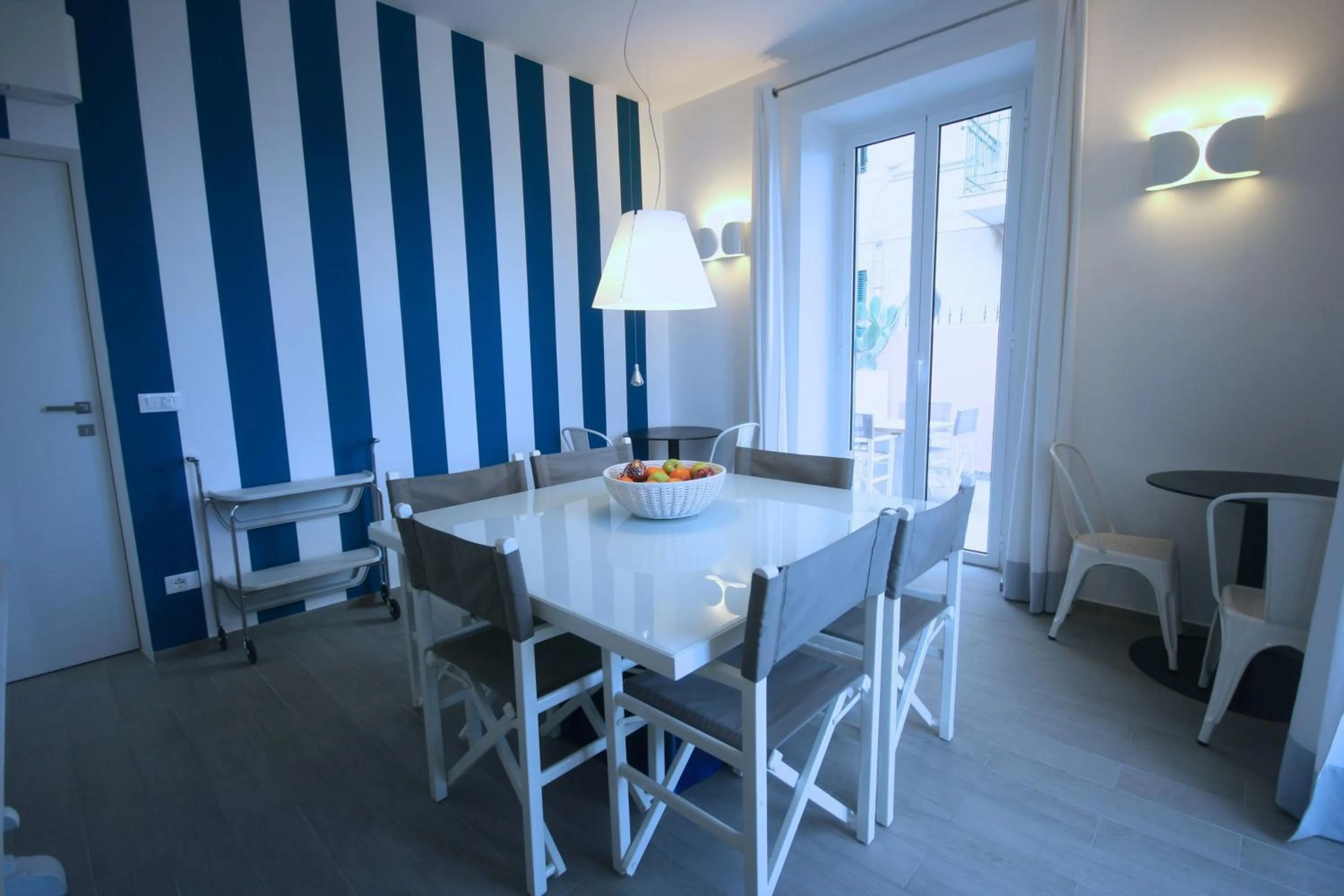 Communal lounge/ TV room in Ca' de Tobia