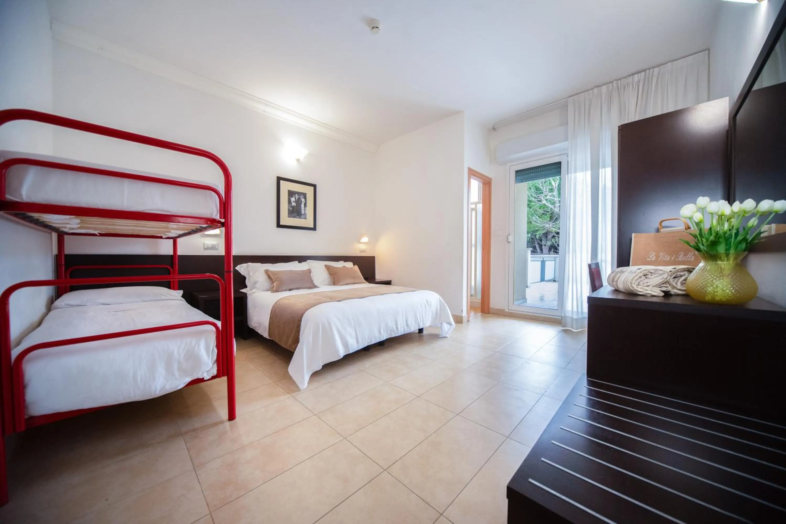 Bedroom, Bed in Union Park Hotel al mare con Piscina - Parcheggio - Spiaggia - A MH Collection Hotels