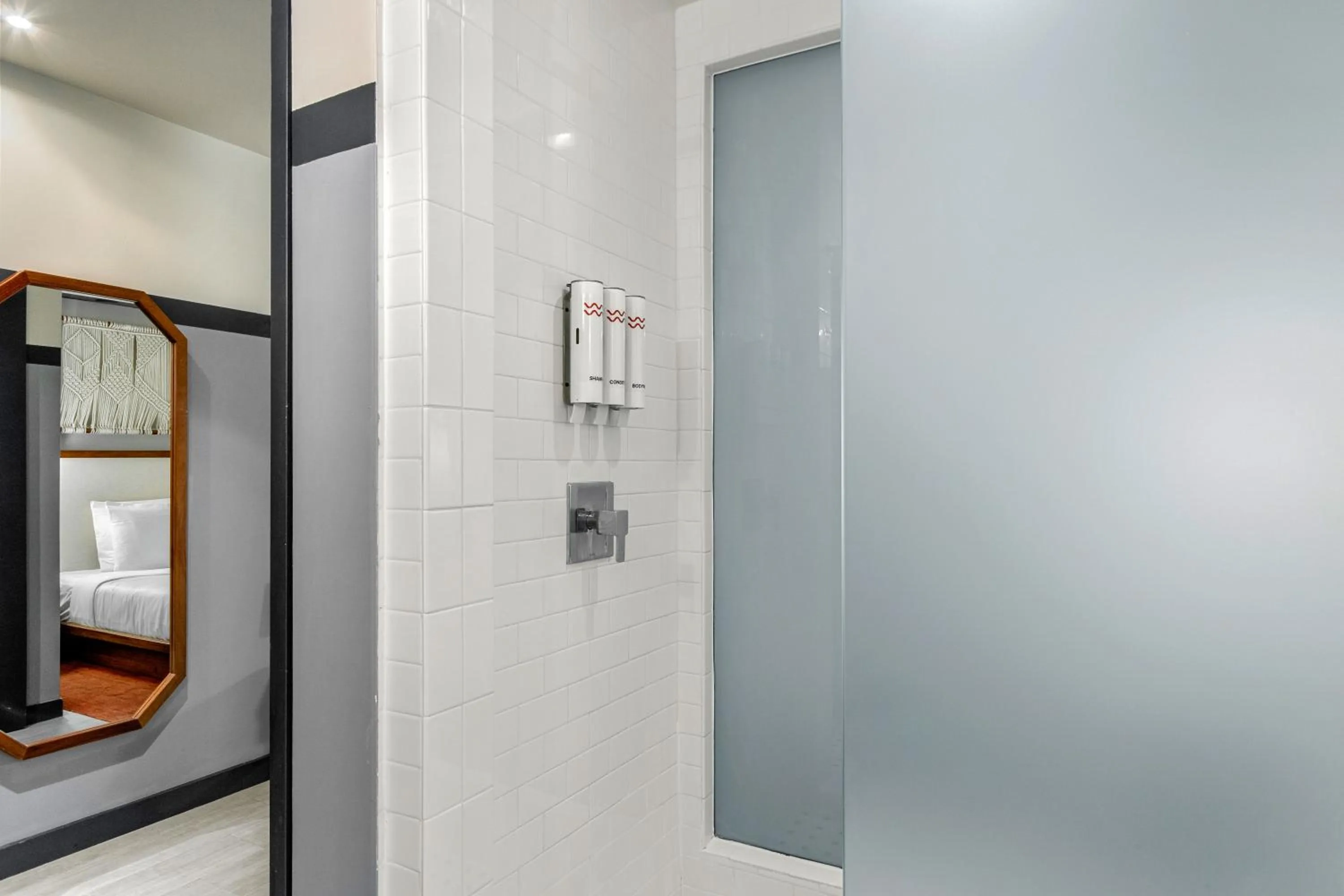 Shower in The Daydrift