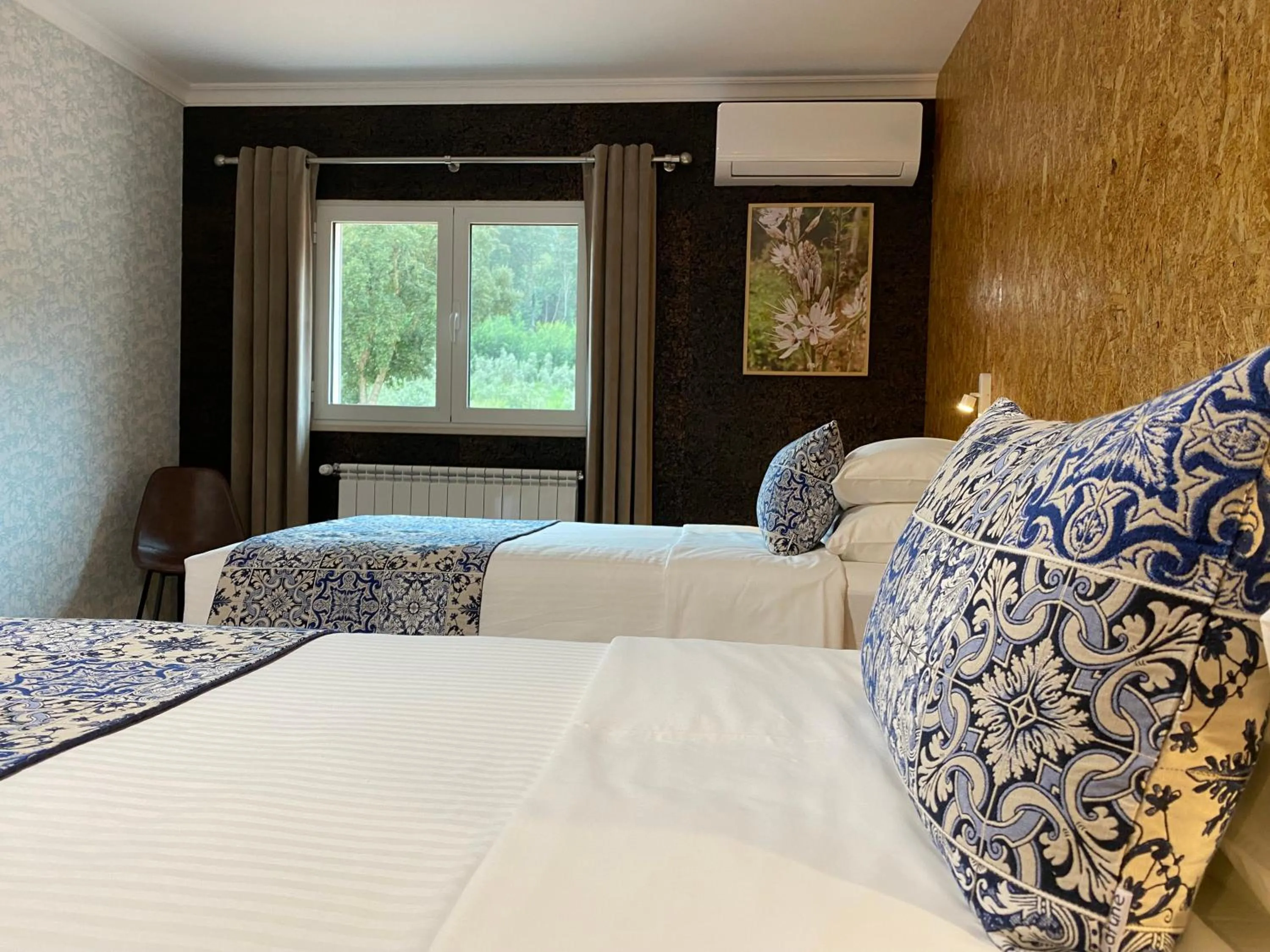 Bed in Casa Carvalhal - Adults Only