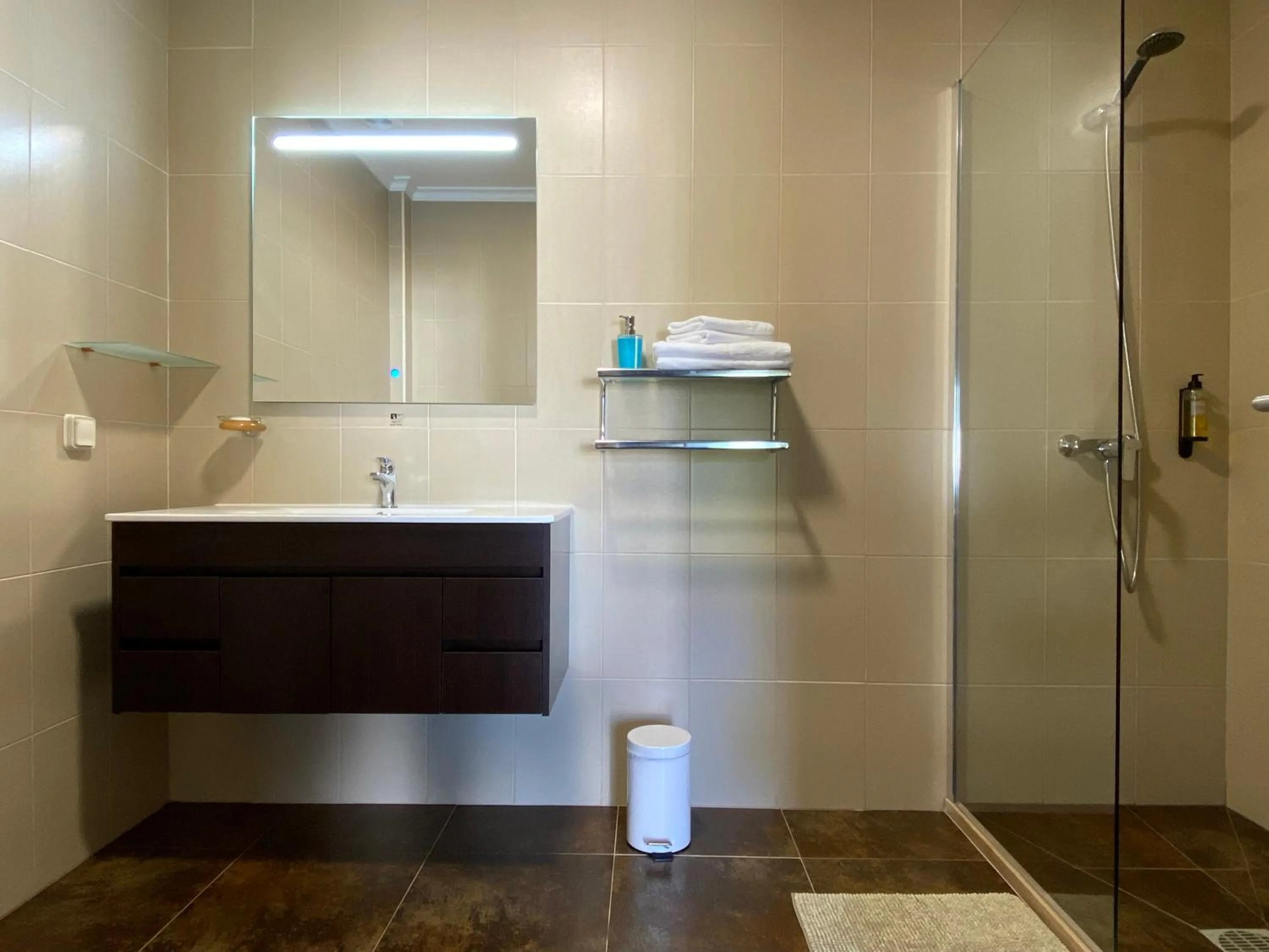 Shower in Casa Carvalhal - Adults Only