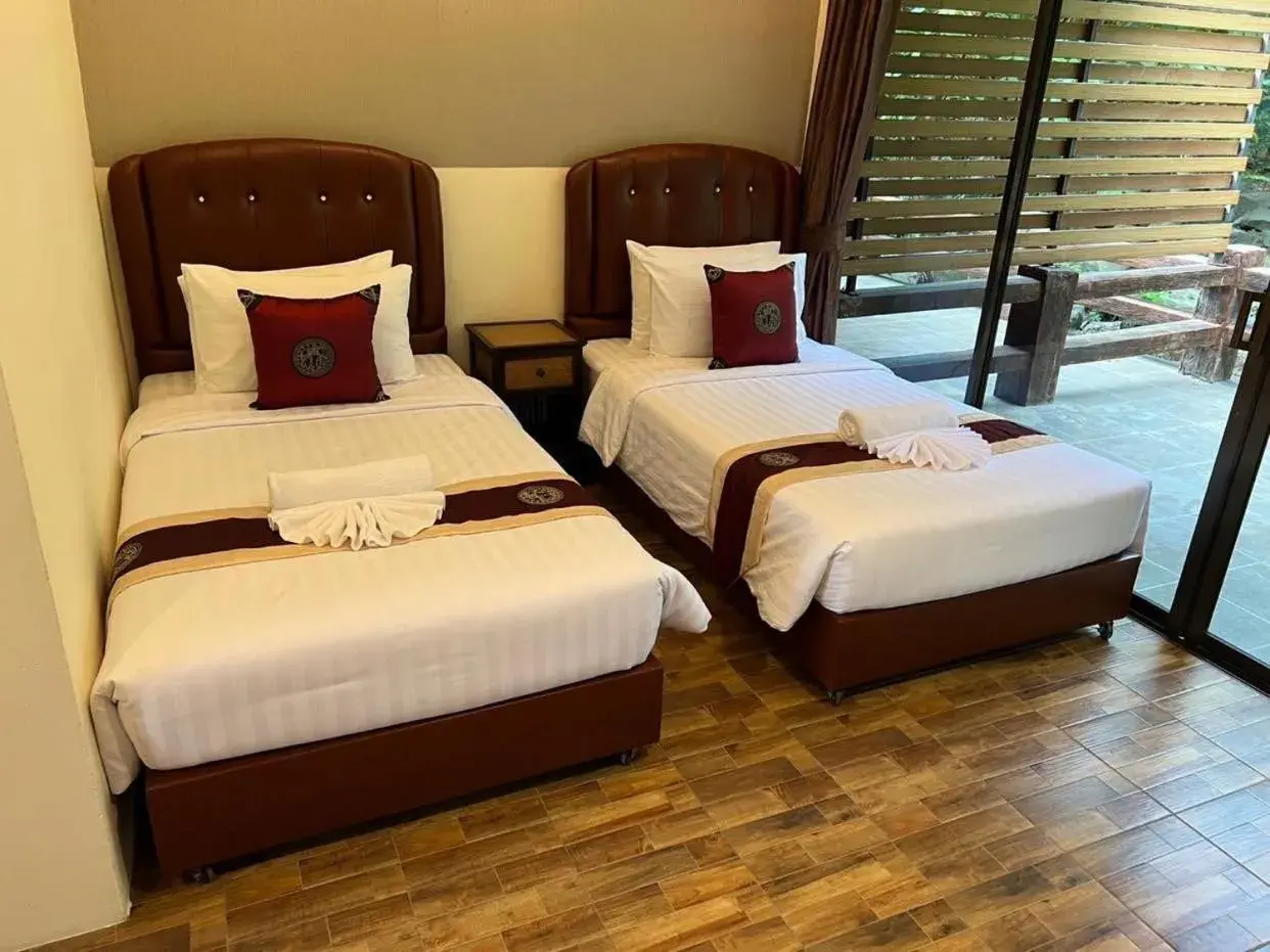 Standard Double or Twin Room with Balcony in The Canal Garden Resort Standard Double or Twin Room with Balcony in The Canal Garden Resort