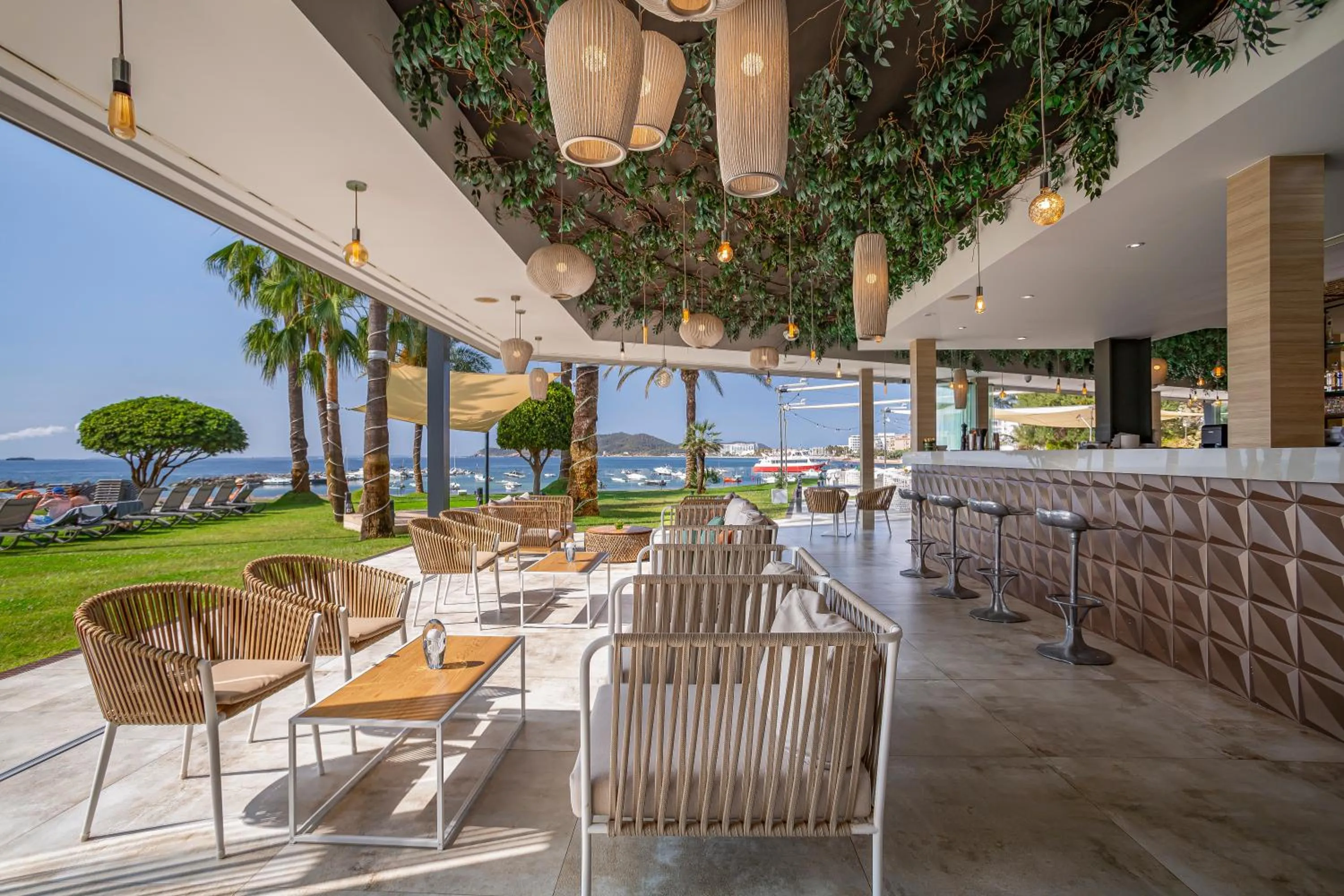 Restaurant/places to eat in Hotel Torre del Mar - Ibiza