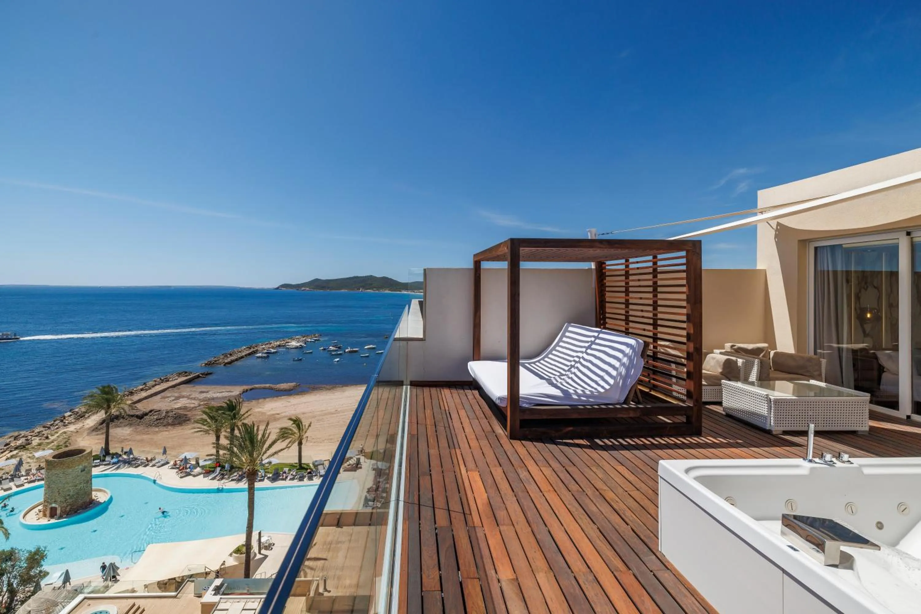 Balcony/Terrace in Hotel Torre del Mar - Ibiza