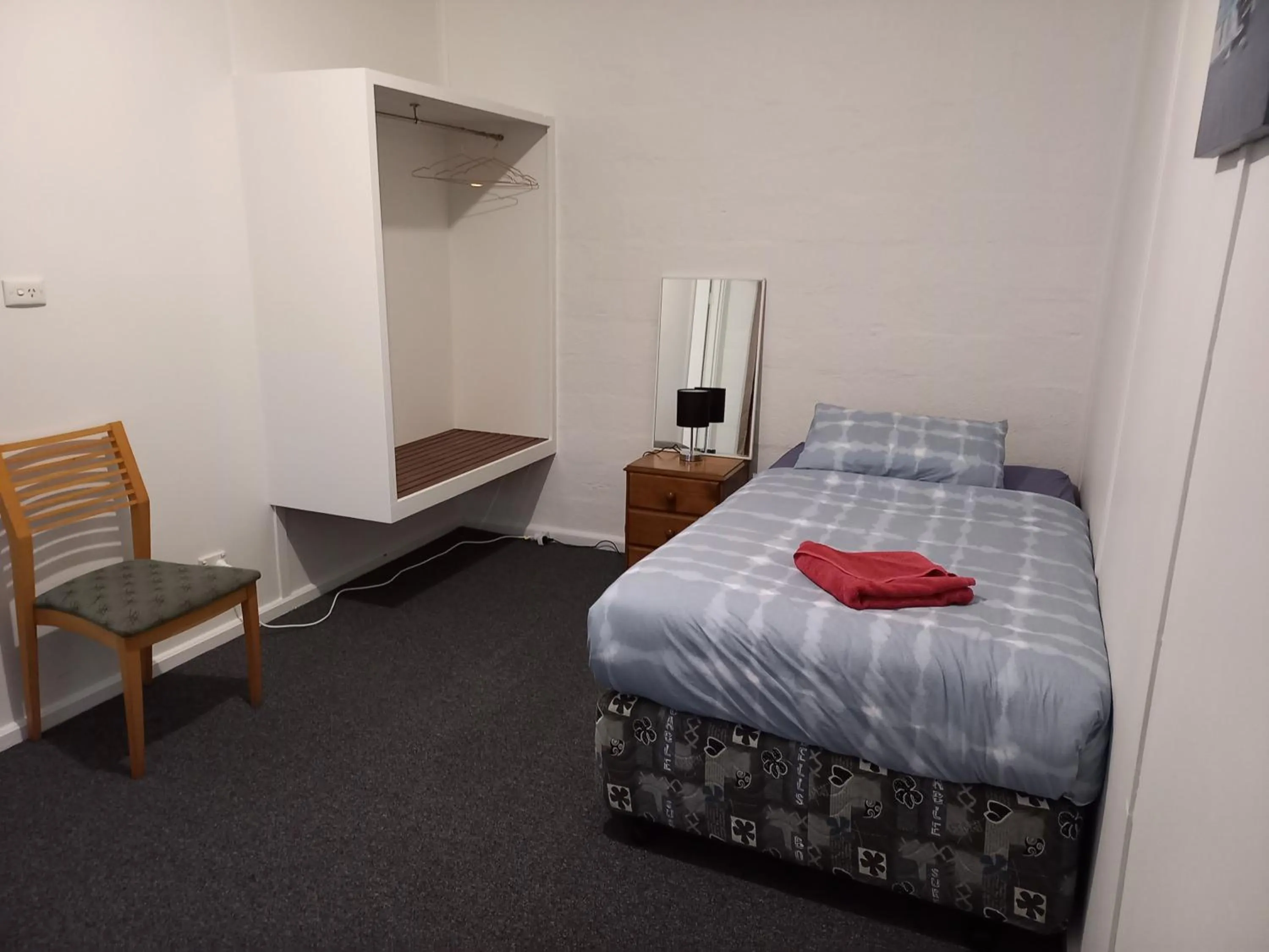 Bedroom, Bed in Lakes Entrance Holiday Units