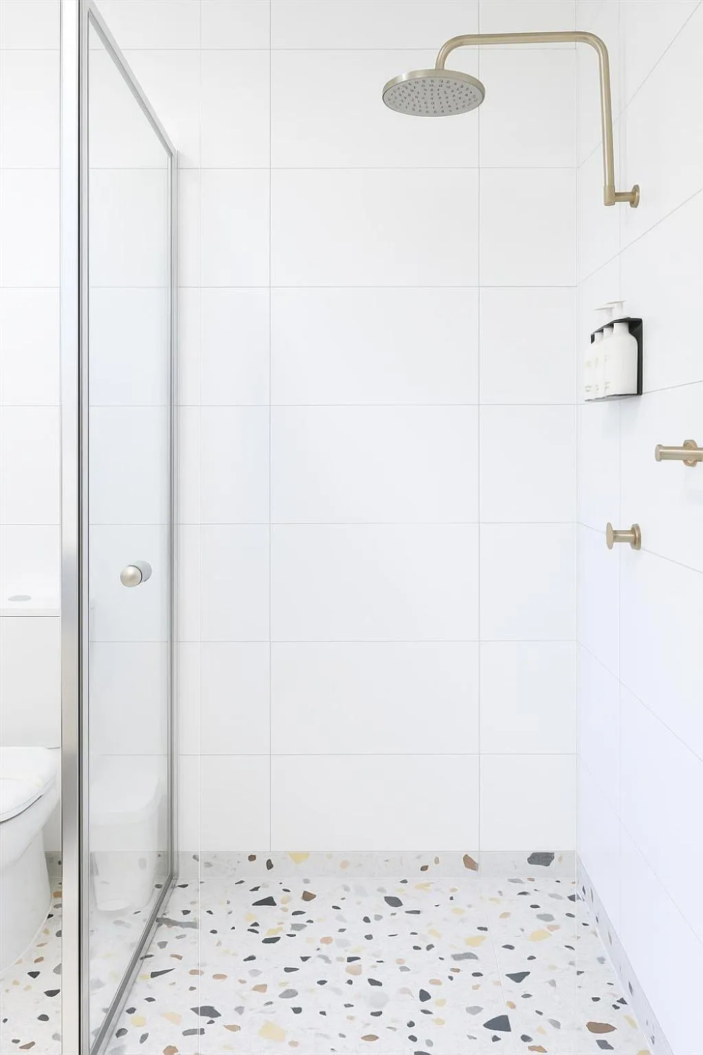 Shower in Wilsons Promontory Motel