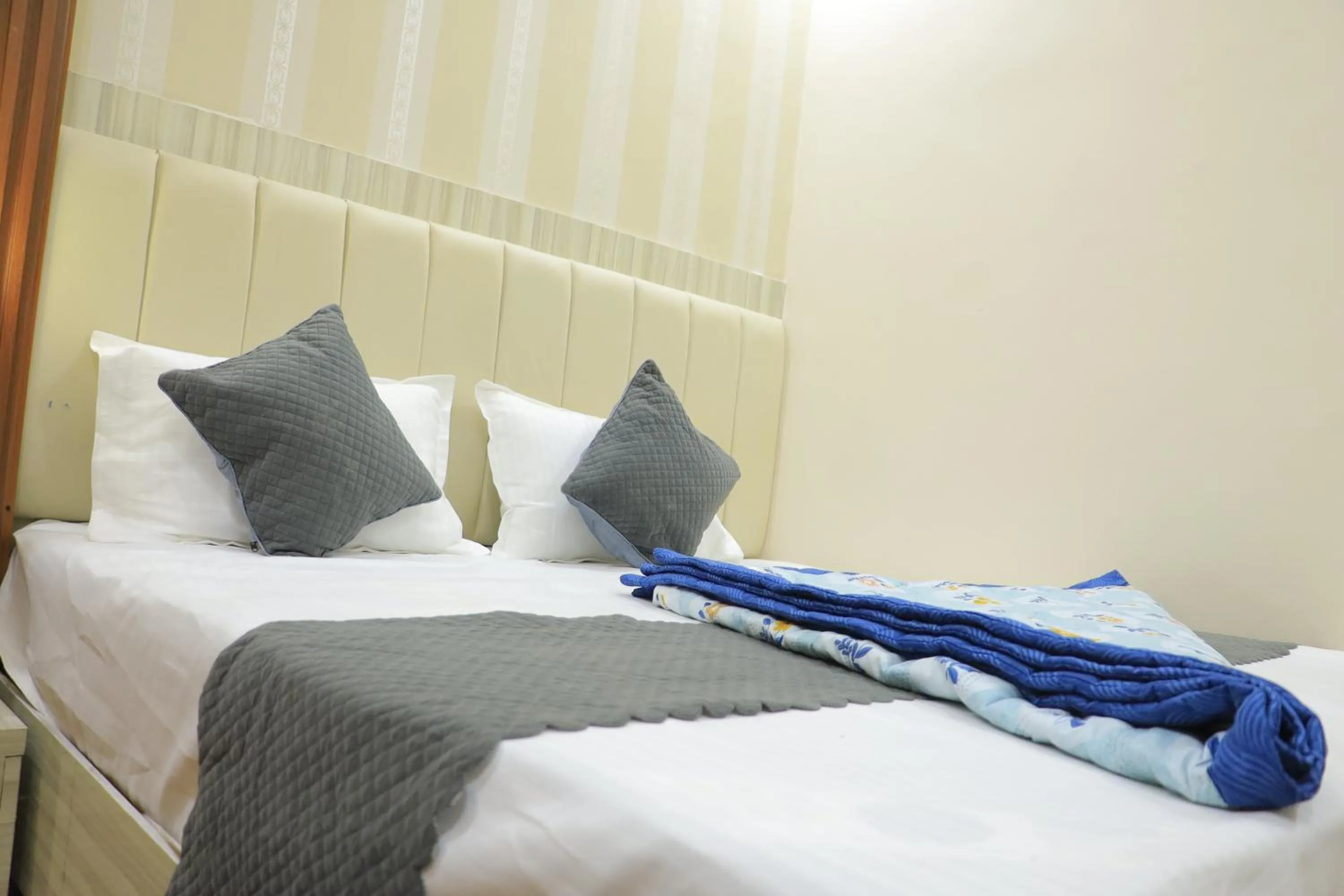 Bed in The Amritsar View near Golden temple