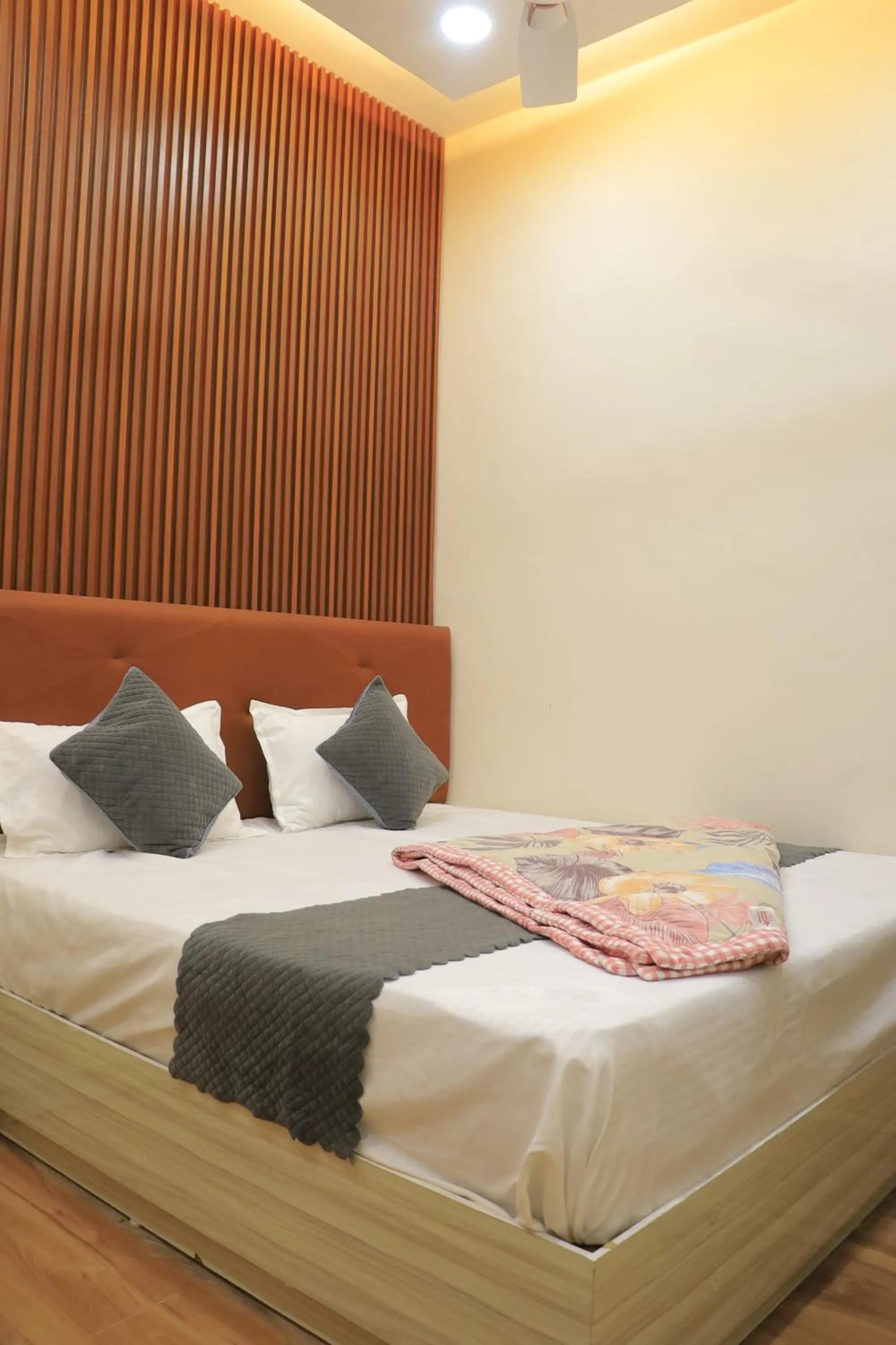 Bed in The Amritsar View near Golden temple