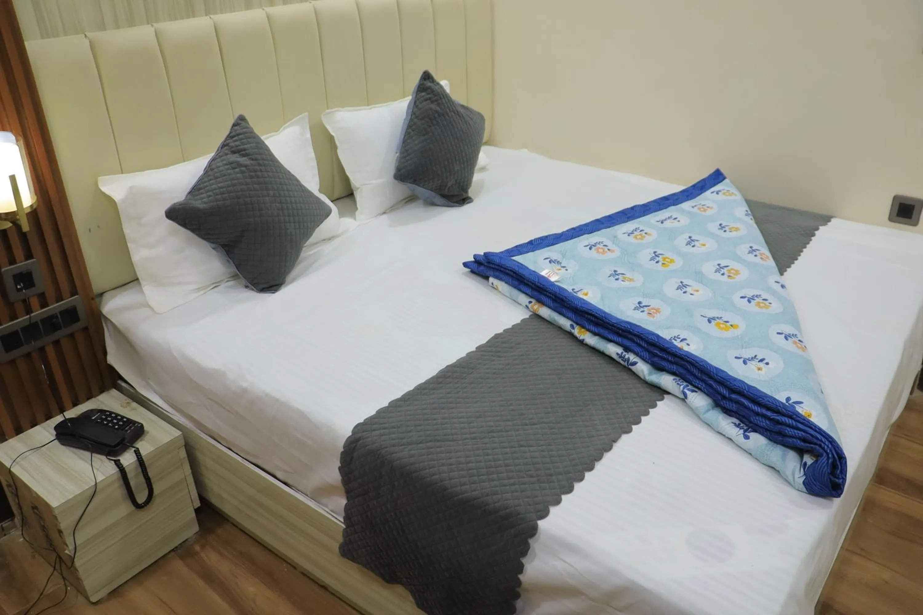 Bed in The Amritsar View near Golden temple