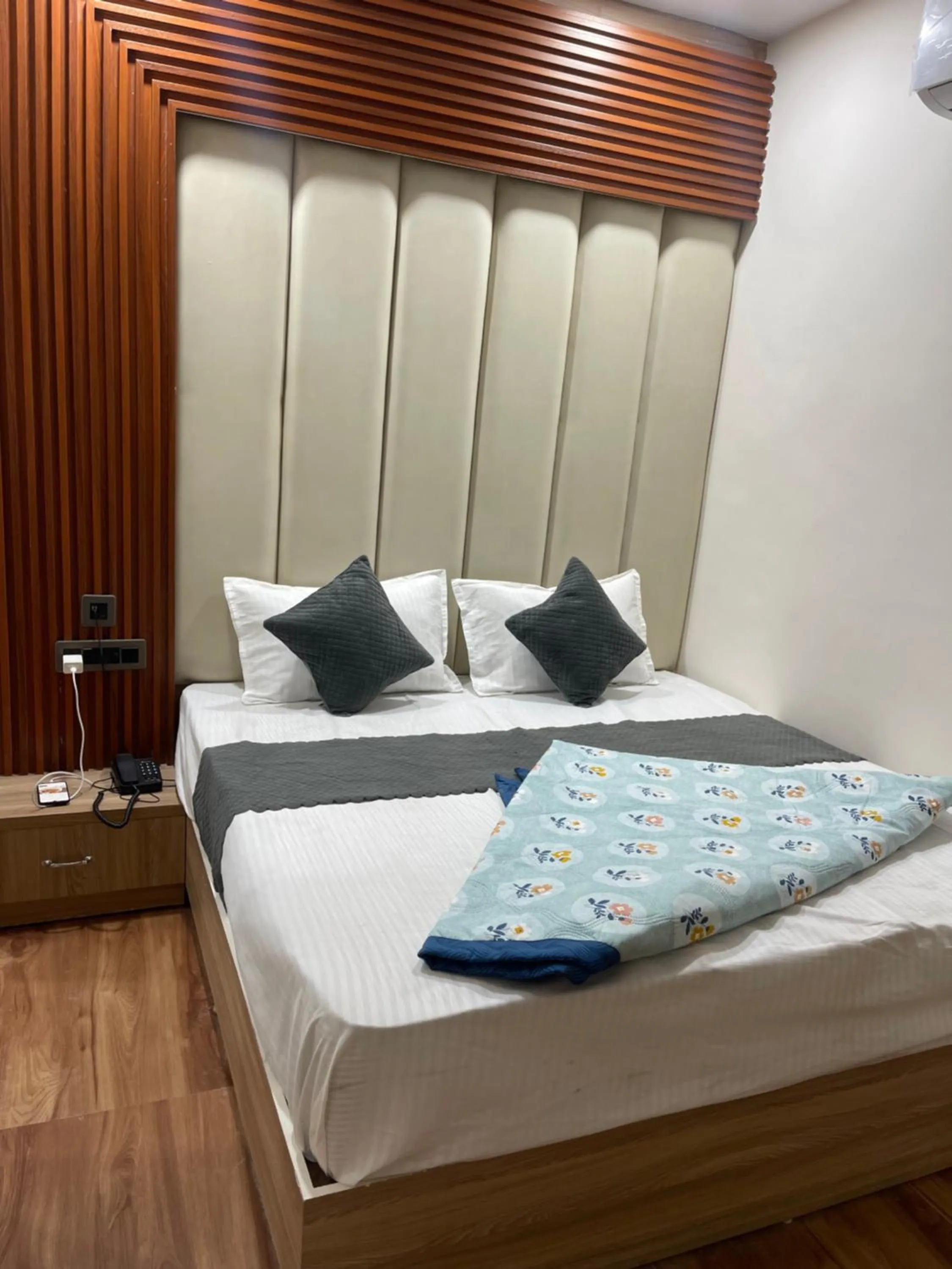 Bed in The Amritsar View near Golden temple