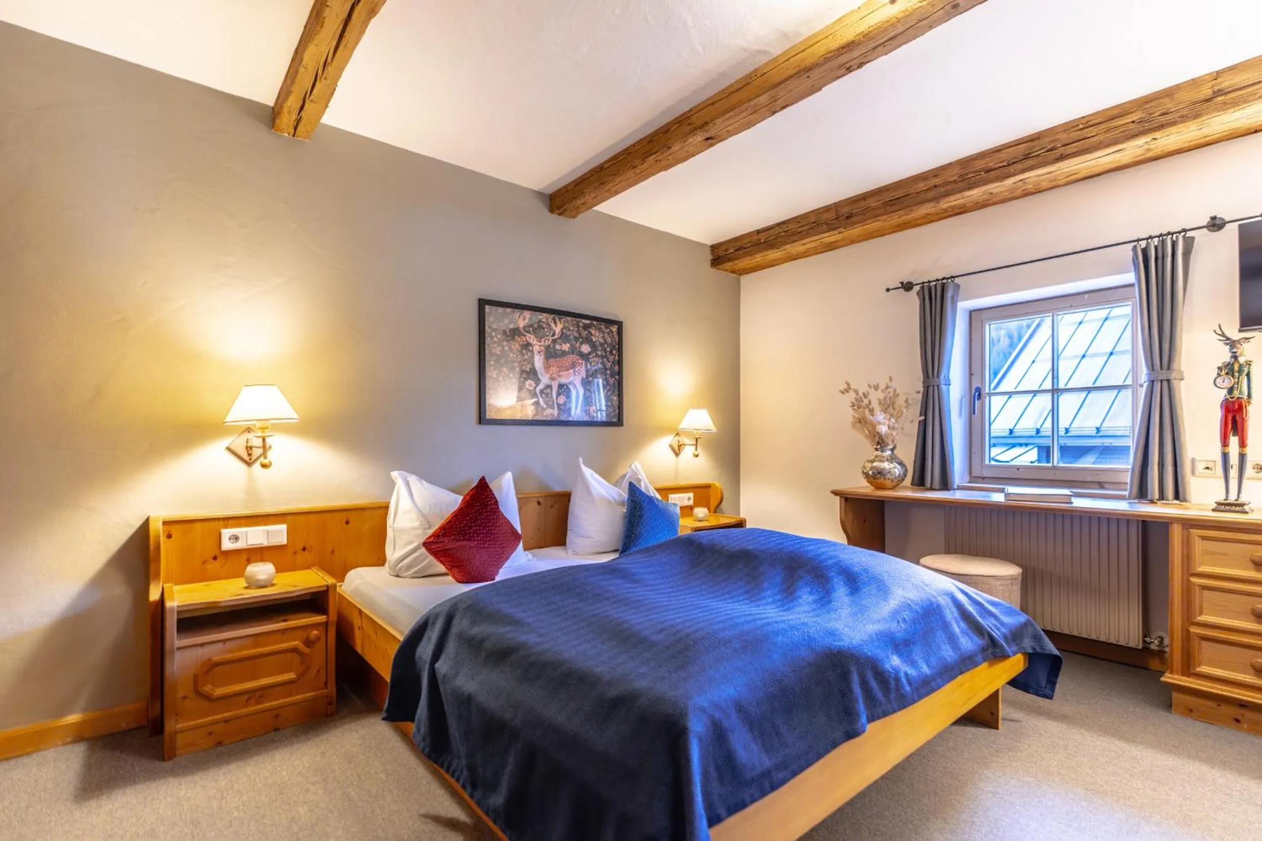 Bed in Gasthof Auwirt in Aurach