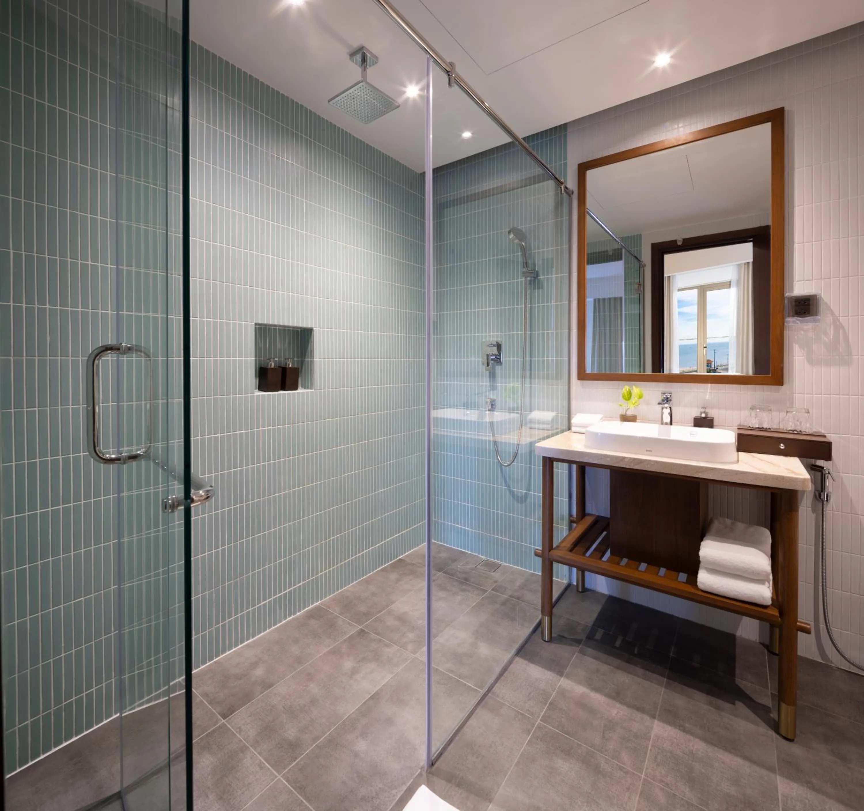 Shower in Iconic Long Hai Hotel