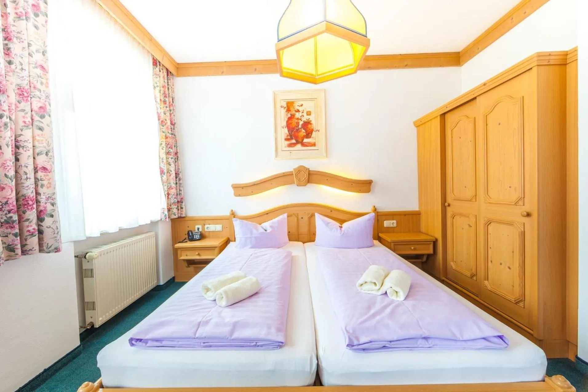 Photo of the whole room, Bed in Hotel und Restaurant Piccolo