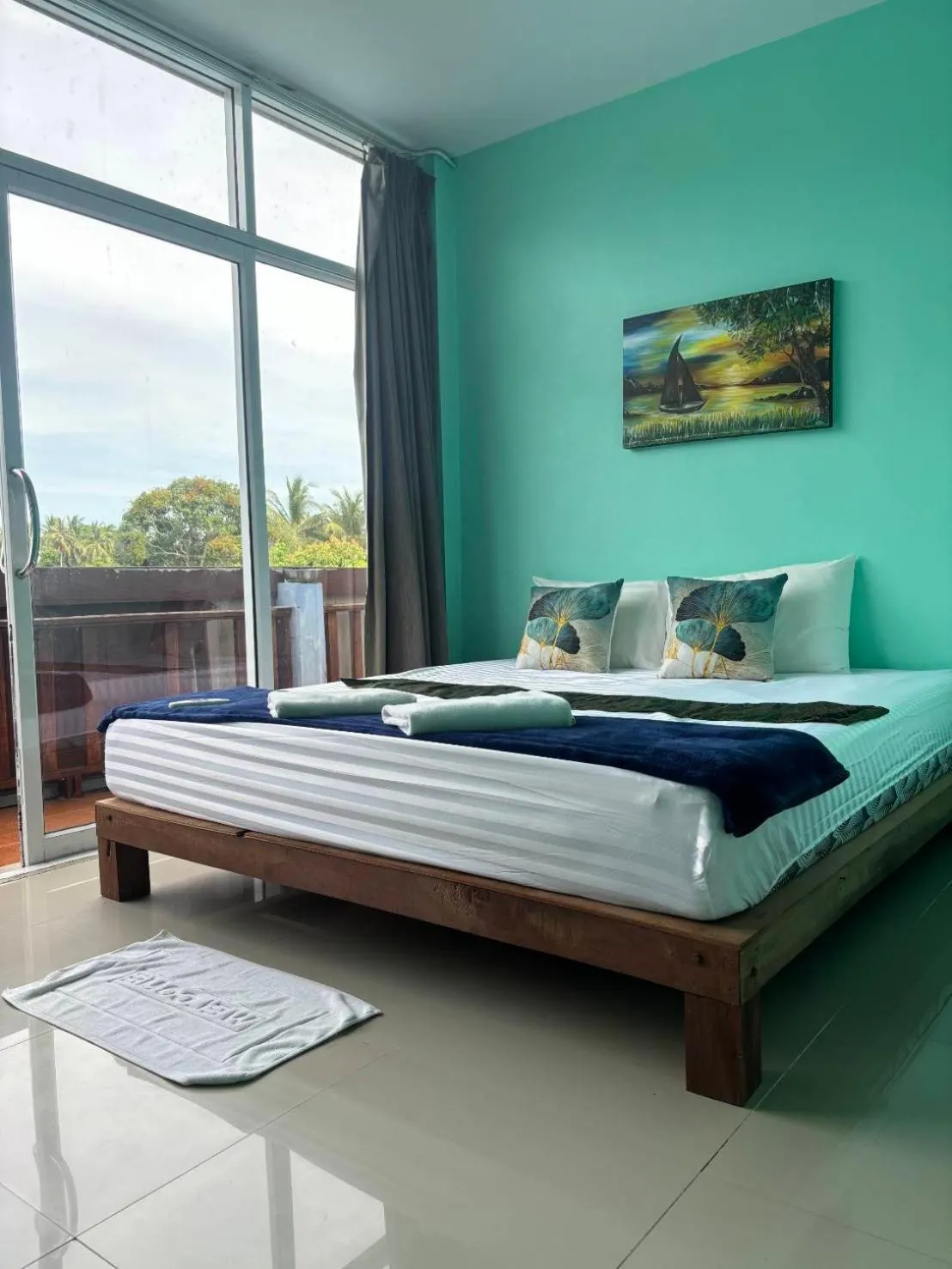 Bed in Hotel Rung Phangan