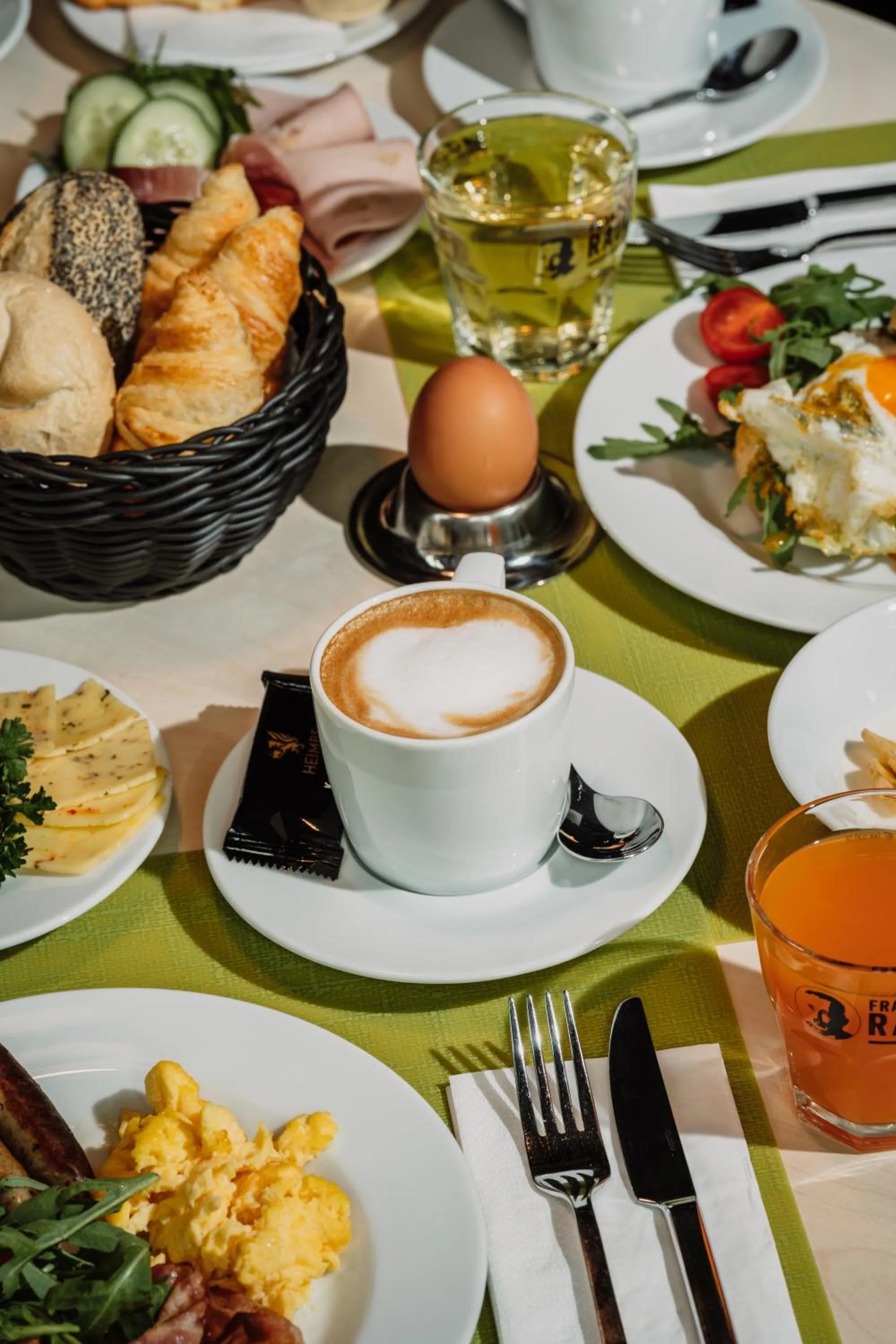 Breakfast in Grimms Hotel Hanau