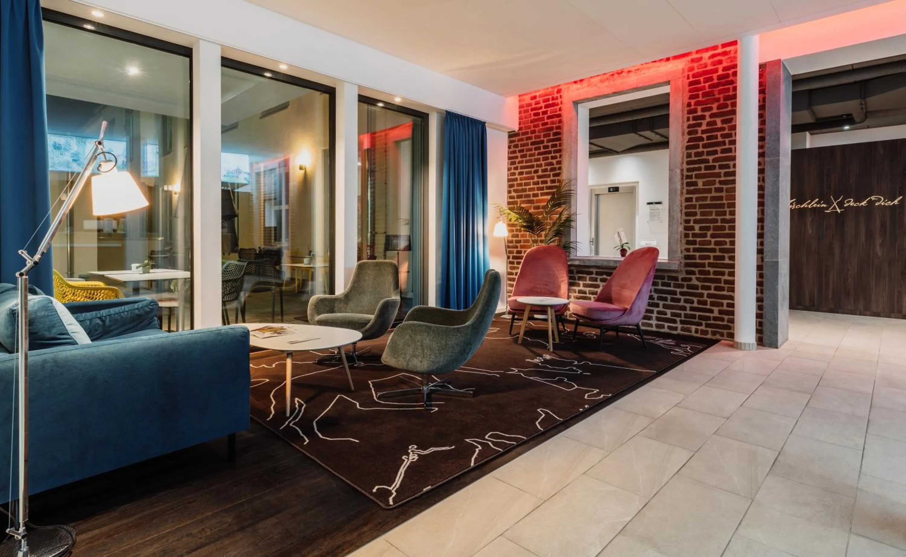 Lobby or reception in Grimms Hotel Hanau
